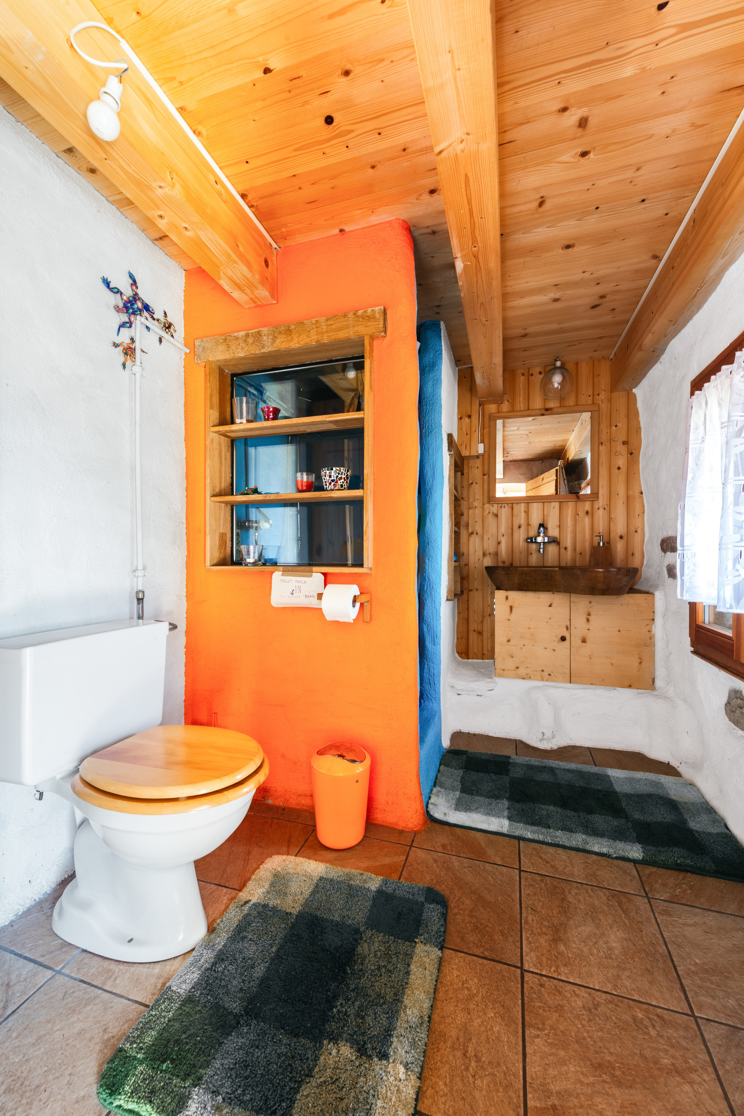 Rustico, VAL RESA, TICINO. Hallo! Ich bin Elena und arbeite als Immobilienfotografin