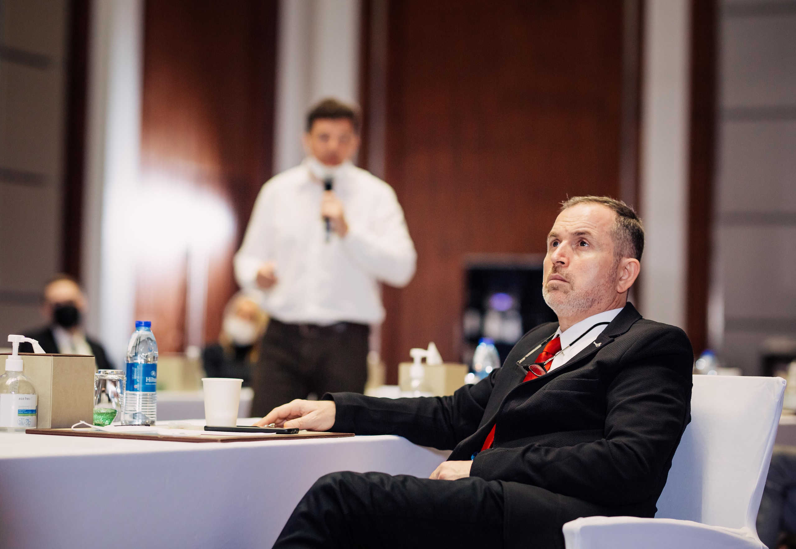 Open dental community. Photographer in Dubai Dmitry Gromov