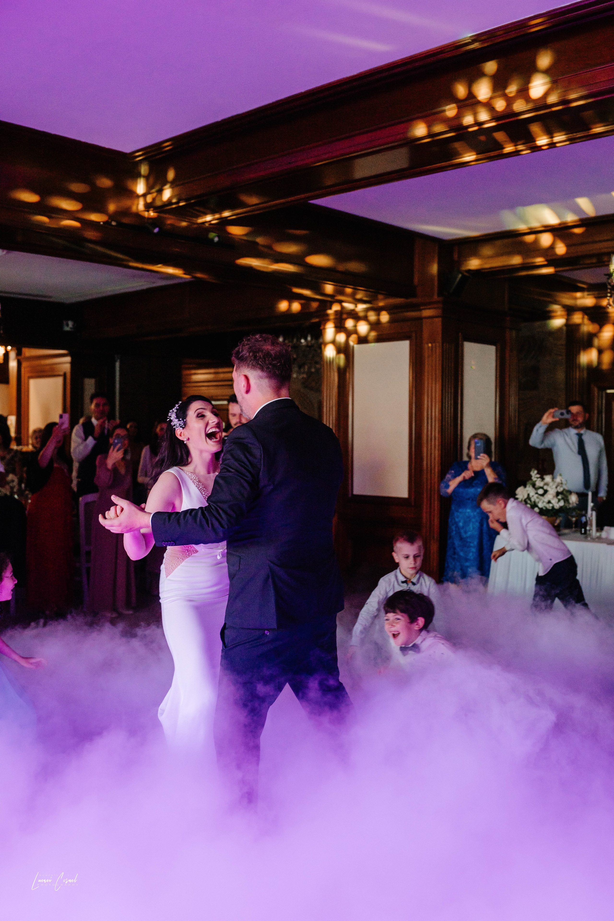 Adina & Alexandru – Nuntă elegantă în Roman. Fotograf de nuntă, corporate, botezuri, majorate și aniversări Roman, Lucaci Cornel