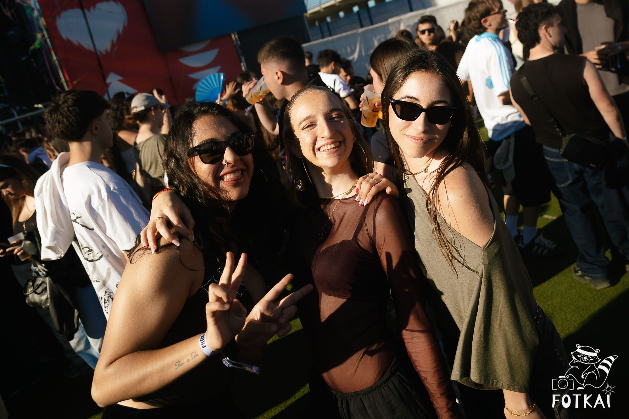 Fotos Costa Sonora 2026 Alicante Día 2 — busca tu foto y encuentra amigos del festival | FOTKAI
