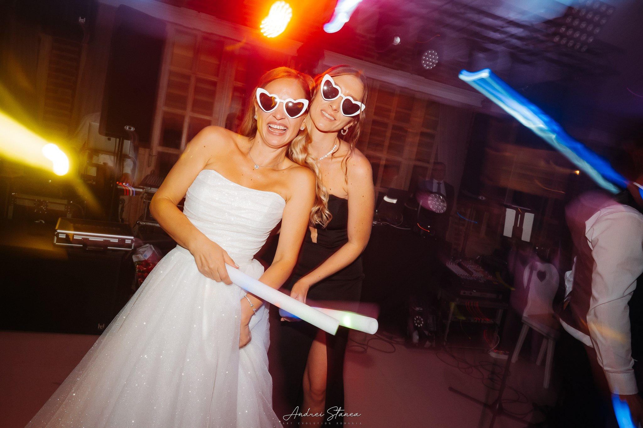 Vio & Adi. Andrei Stanea