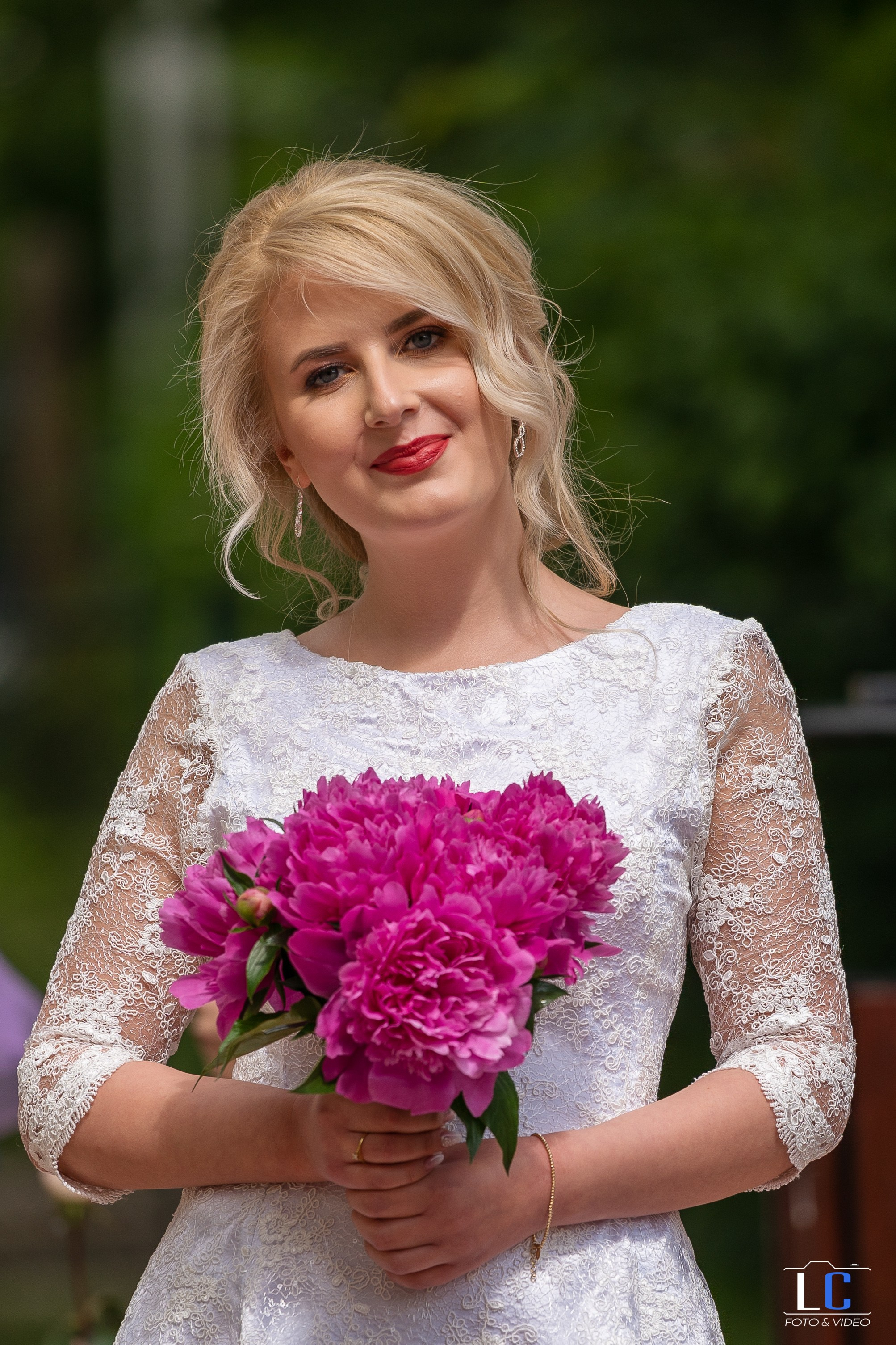 Portrete – Eleganță și expresivitate. Fotograf de nuntă, corporate, botezuri, majorate și aniversări Roman, Lucaci Cornel