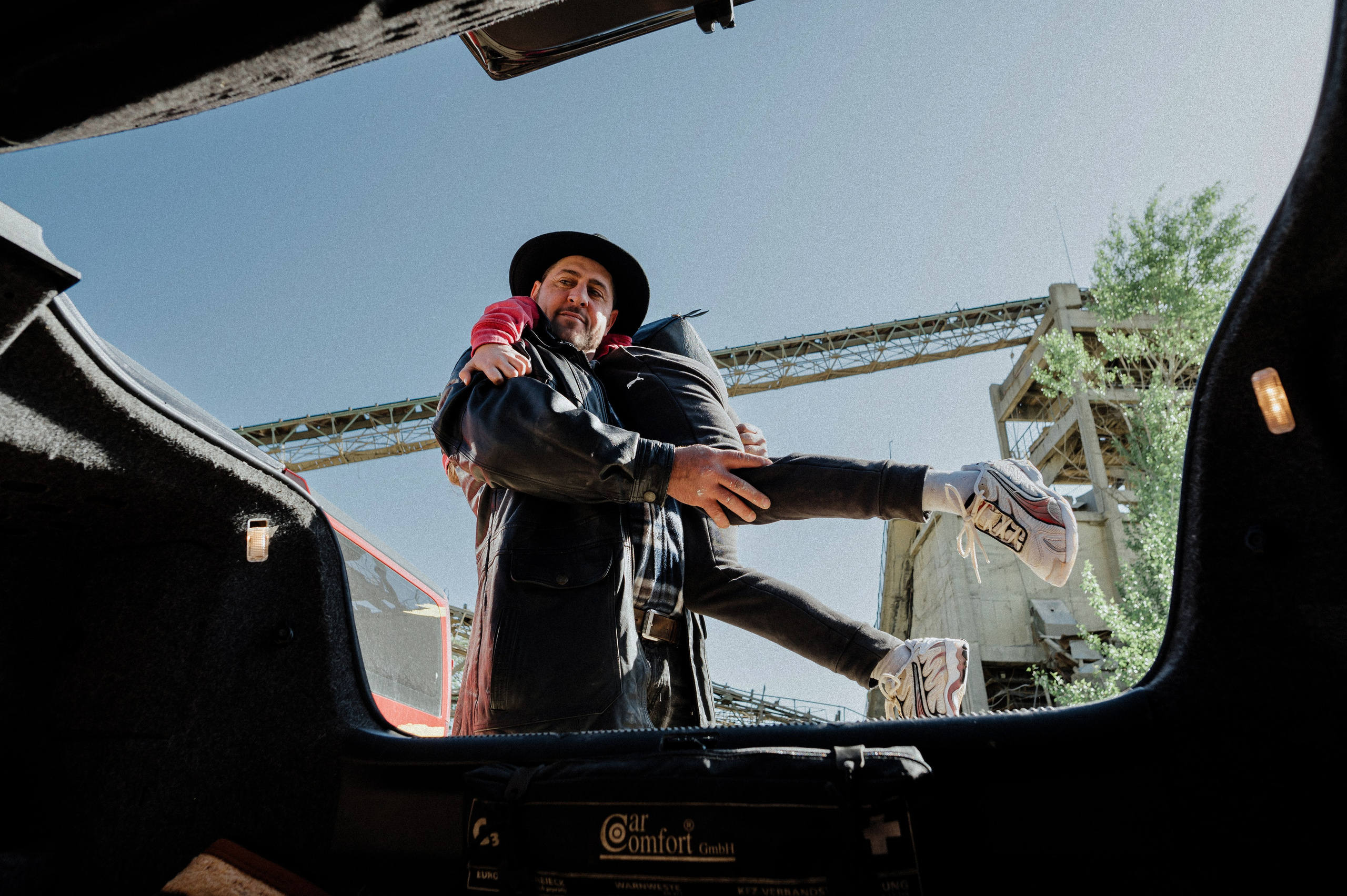 Răpirea. Andrei Samuel – Fotograf București | Evenimente, Studio, Imobiliare, Produs