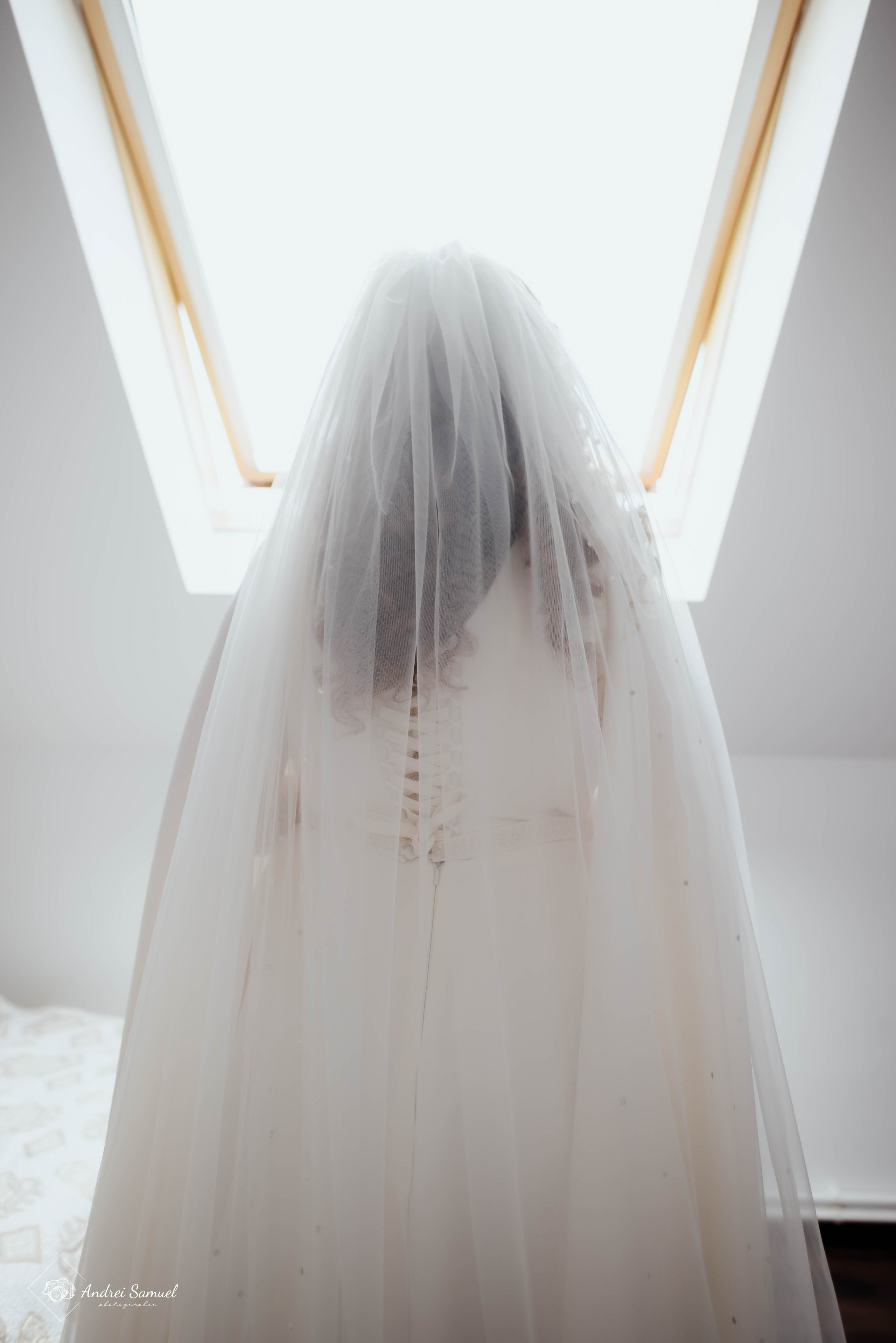 Oana & Romil. Andrei Samuel – Fotograf București | Evenimente, Studio, Imobiliare, Produs