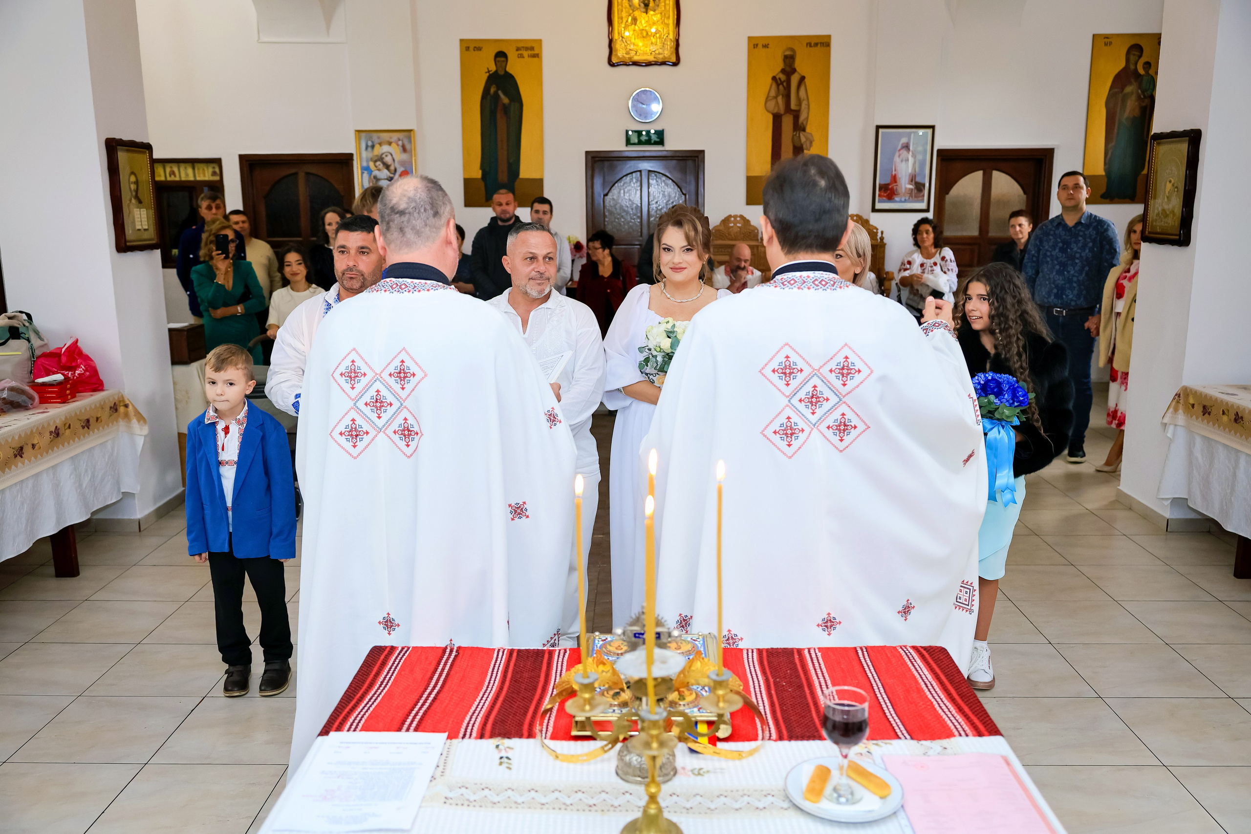 Andrei Sebastian. Moments By Gub