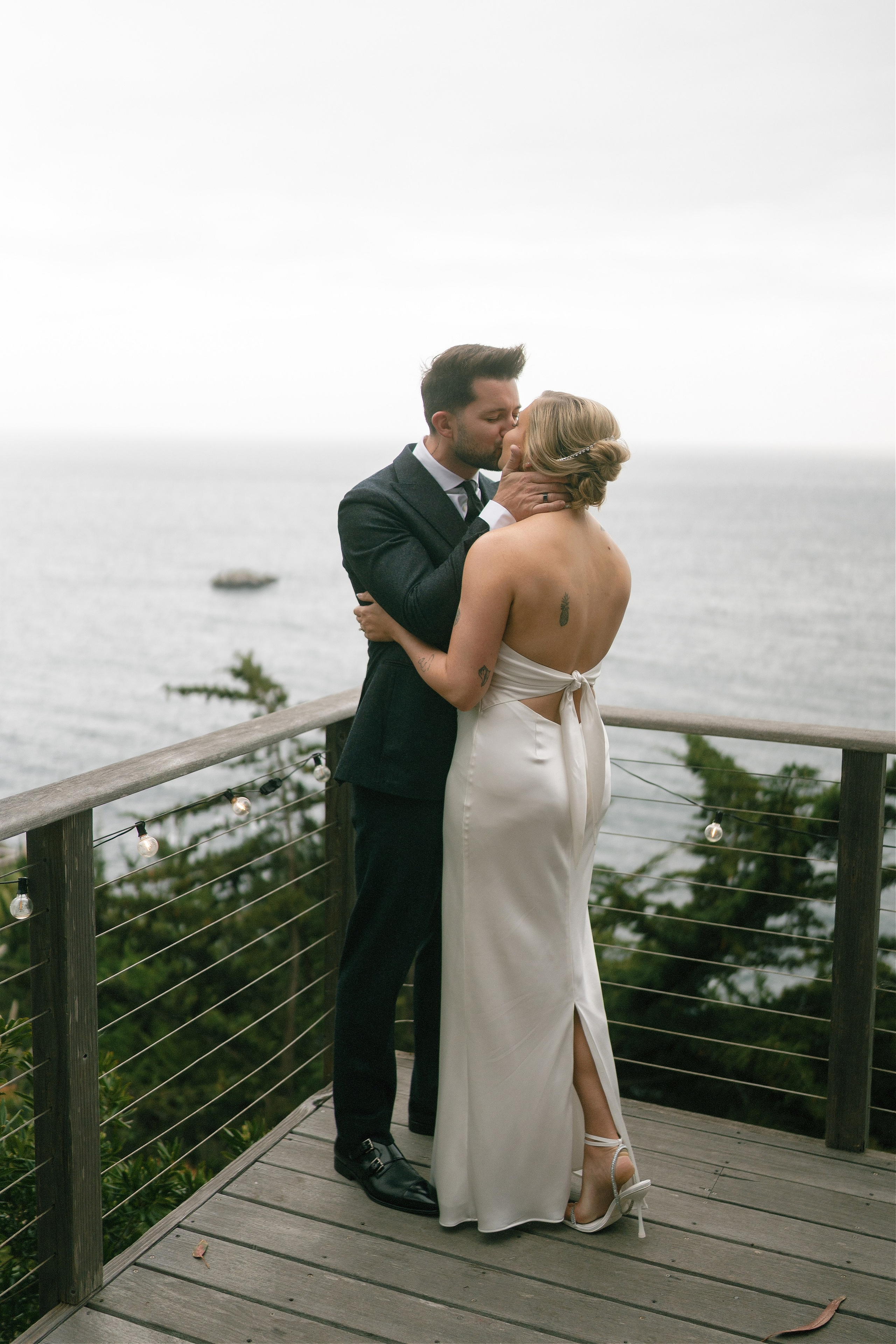 Wedding photographer Big Sur. Wedding Photography & Videography Team in California, Los Angeles, San Francisco, San Diego and Travel