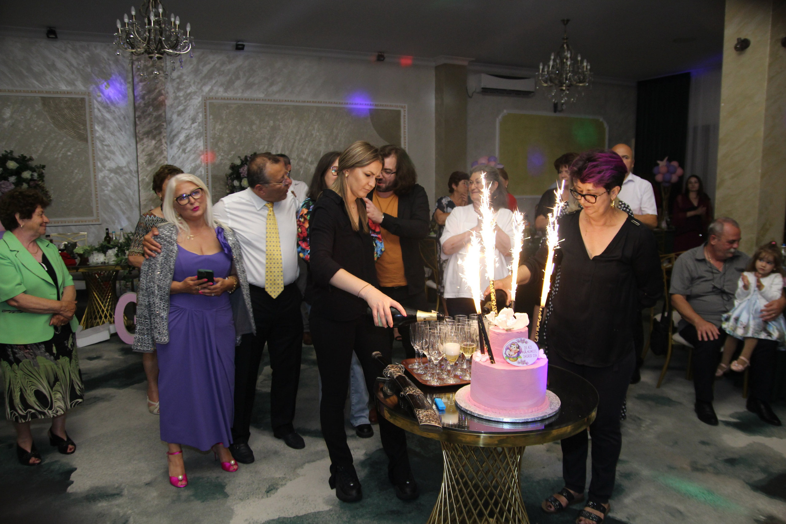 BYZO MEDIA. PETRU BYZO - family and children photographer in ROMANIA