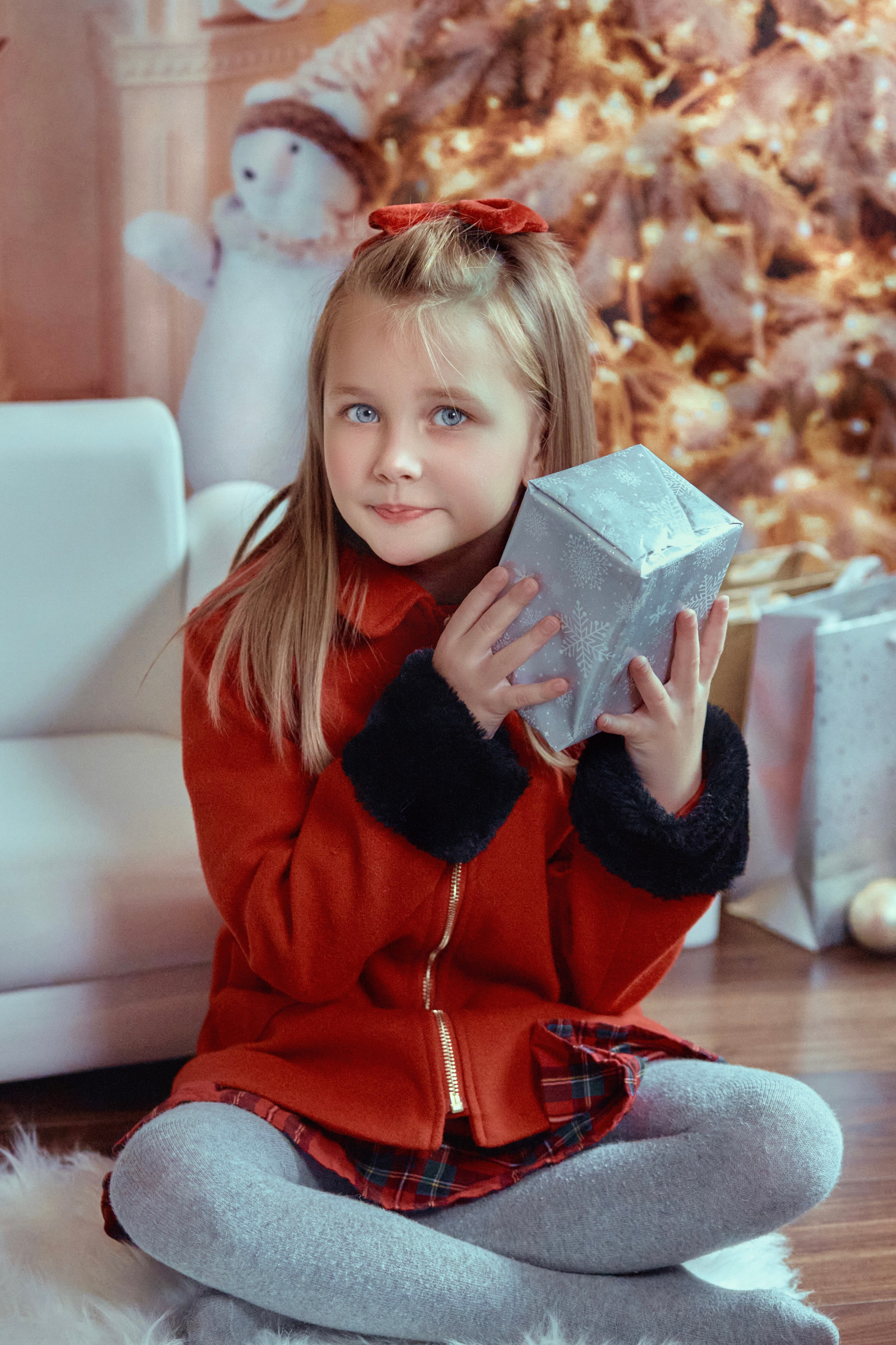 Christmas. Lu’jain’s Studio| Female Wedding, Maternity & Lifestyle Photographer London, UK