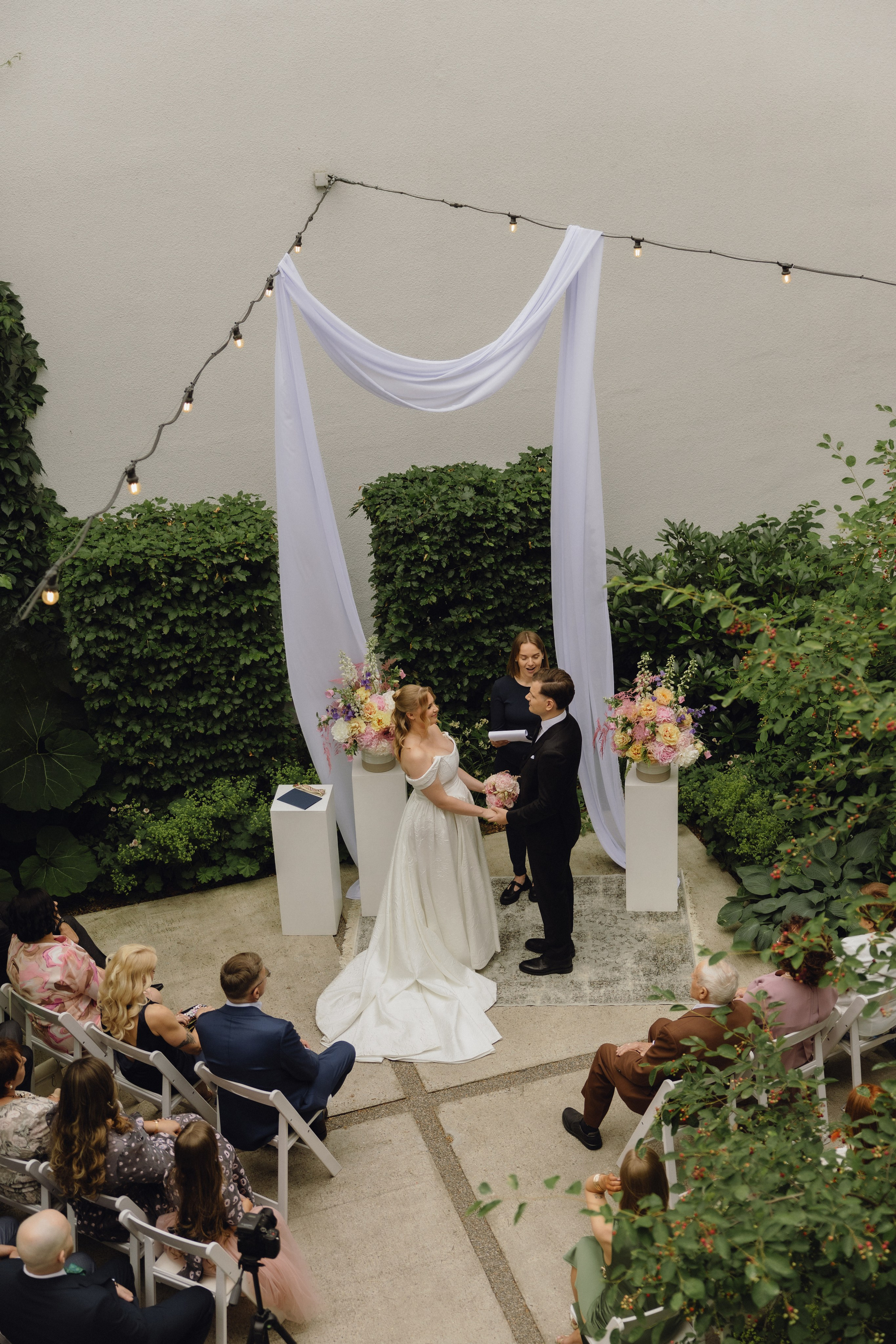 Paulina ir Deivydas | vestuvės Vynvytyje | Kaunas 2025. Vestuvių ir šeimų fotografė Lena Bondarenko / belove photo