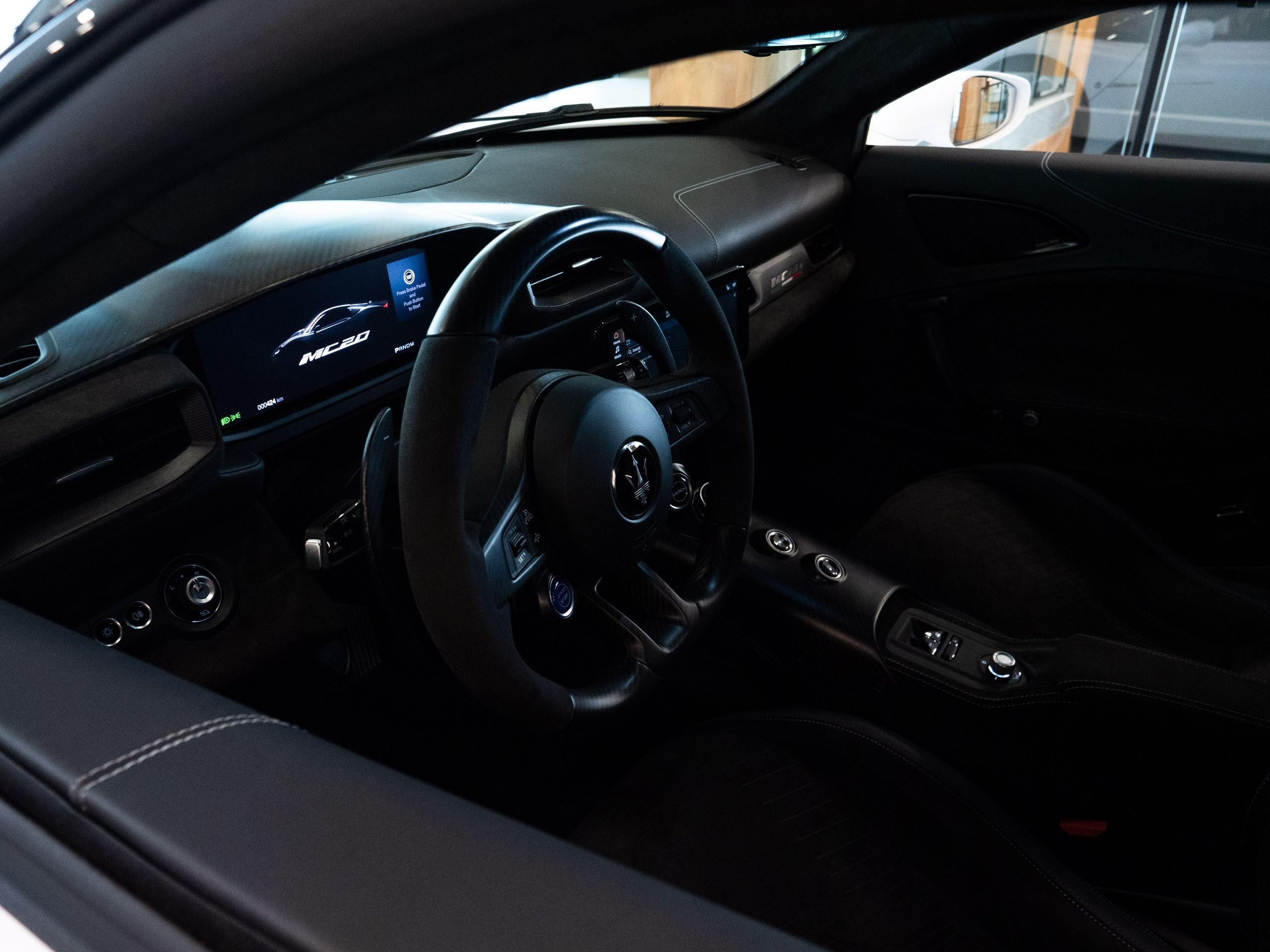 Maserati MC20. Dimitri Ilkov Photography — Capturing Life’s Moments in Edmonton, Cana