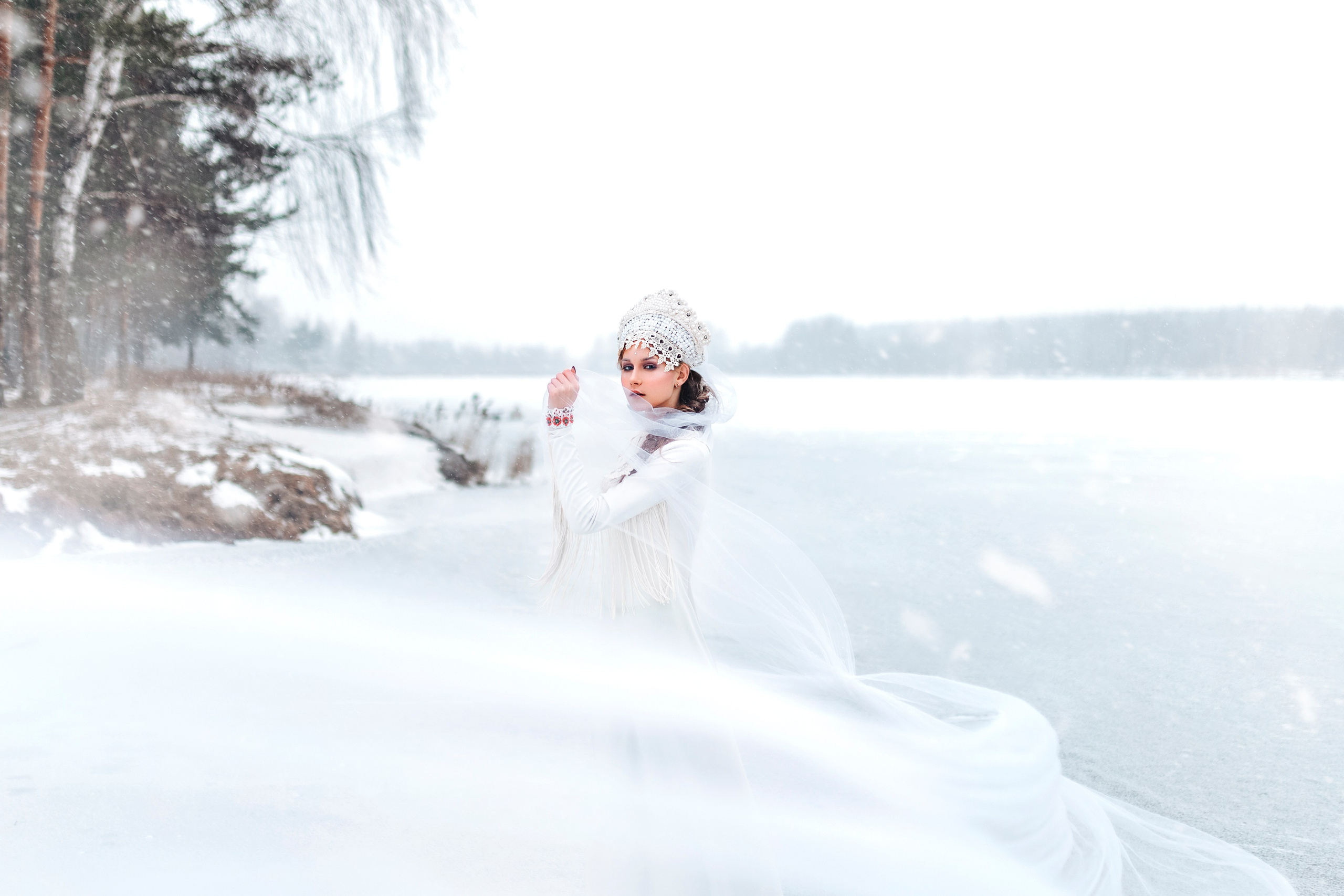 Photographer and retoucher Elena Skullova