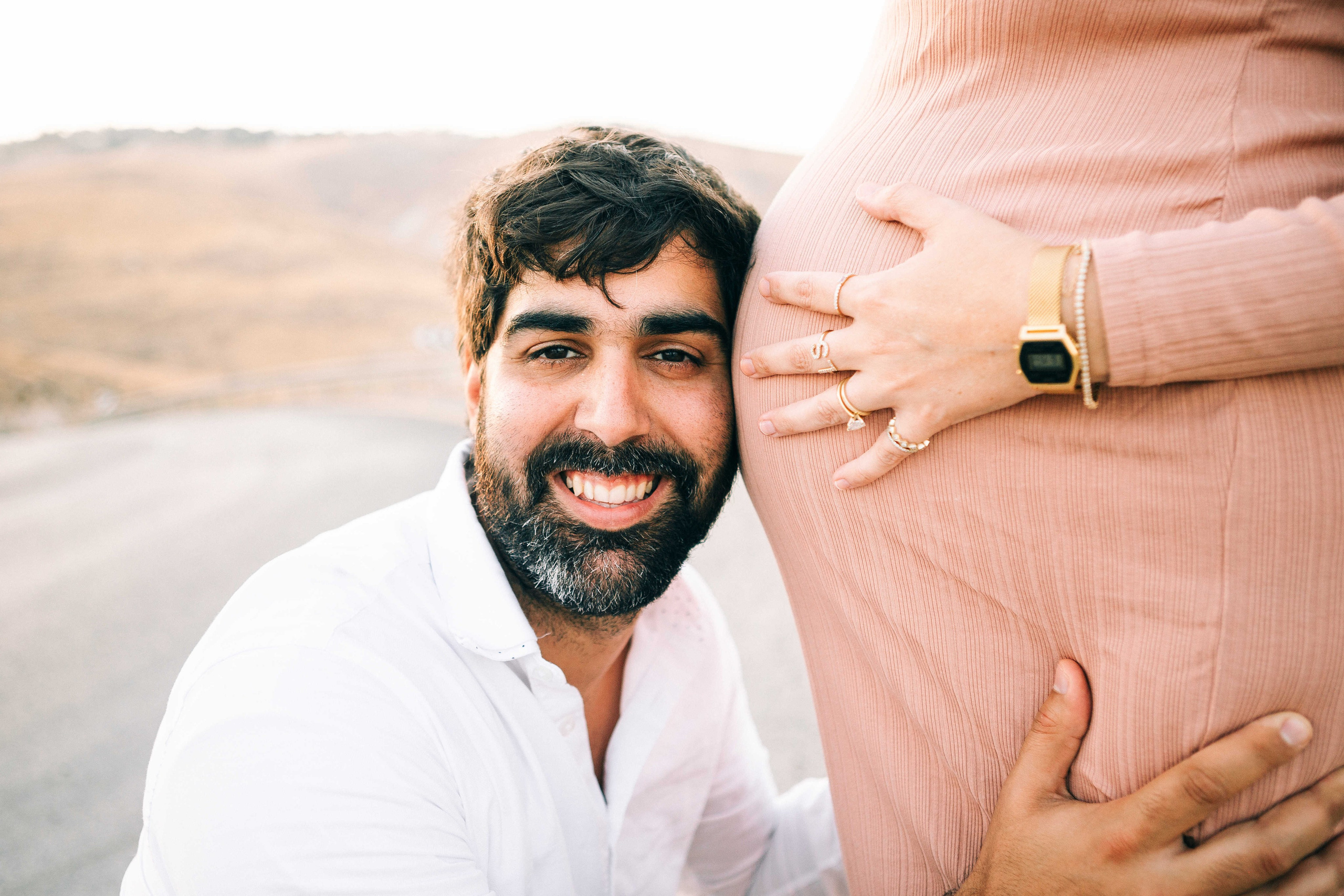 PREGNANT PHOTOSESSION IN THE DESERT. PHOTOGRAPHER IN ISRAEL
