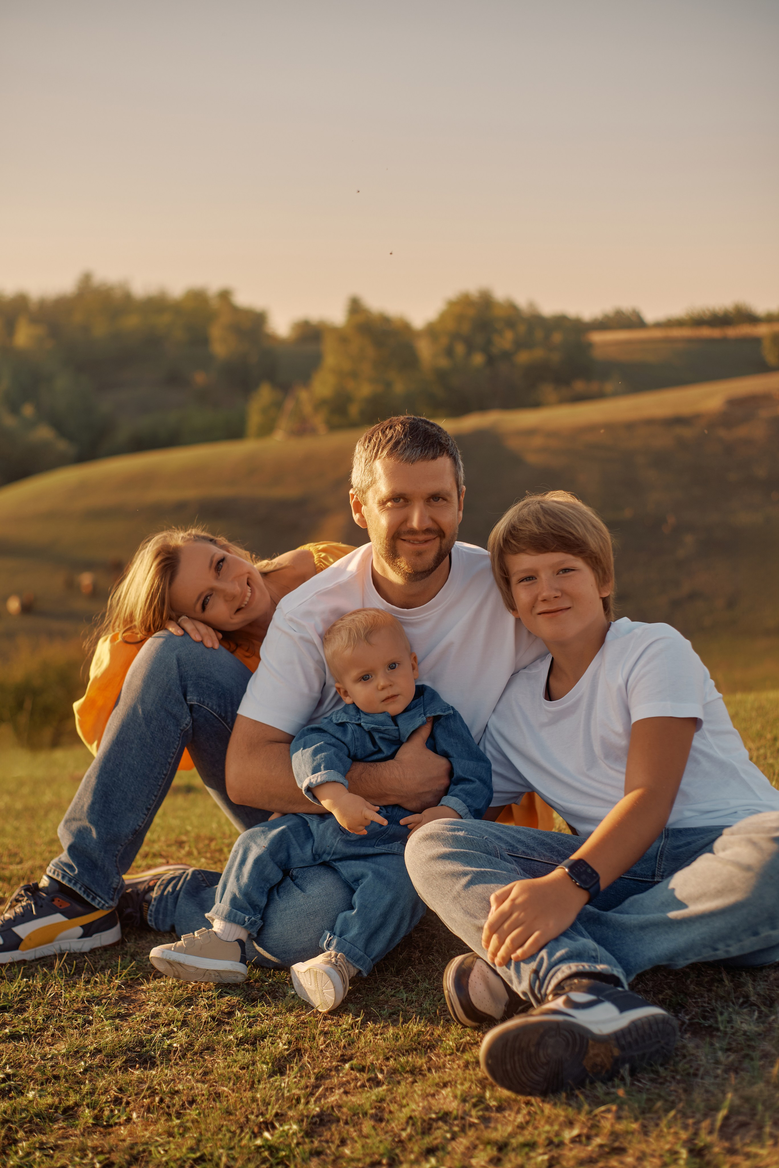 Sesja zdjęciowa na farmie z owcami | Fotograf Warszawa. Portrait & Fashion Photographer | Сannes, Paris, Monaco, Dubai, Kyiv — - Alisa Postnykova