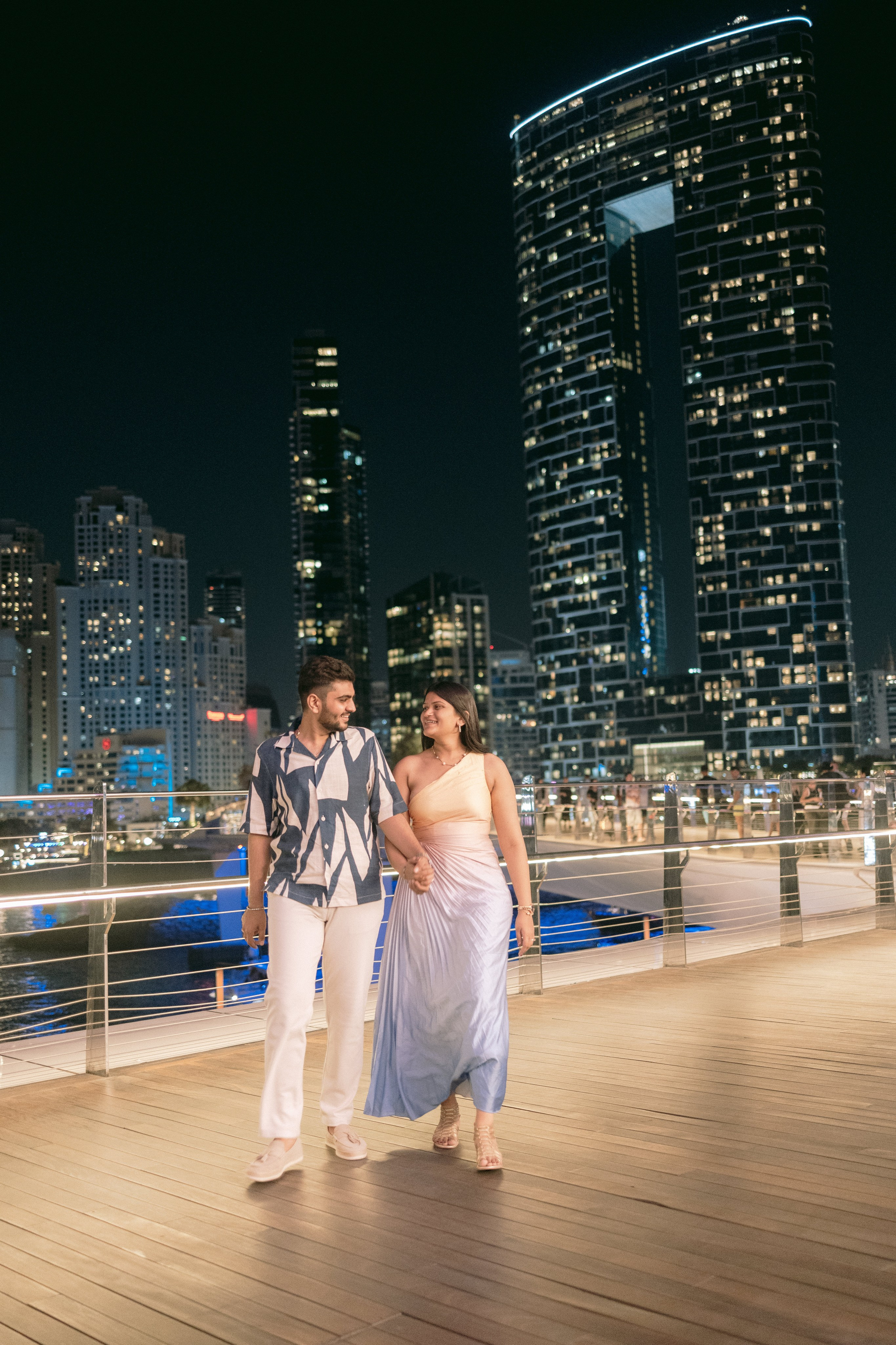 COUPLE SESSIONS. Love Emotions Weddings