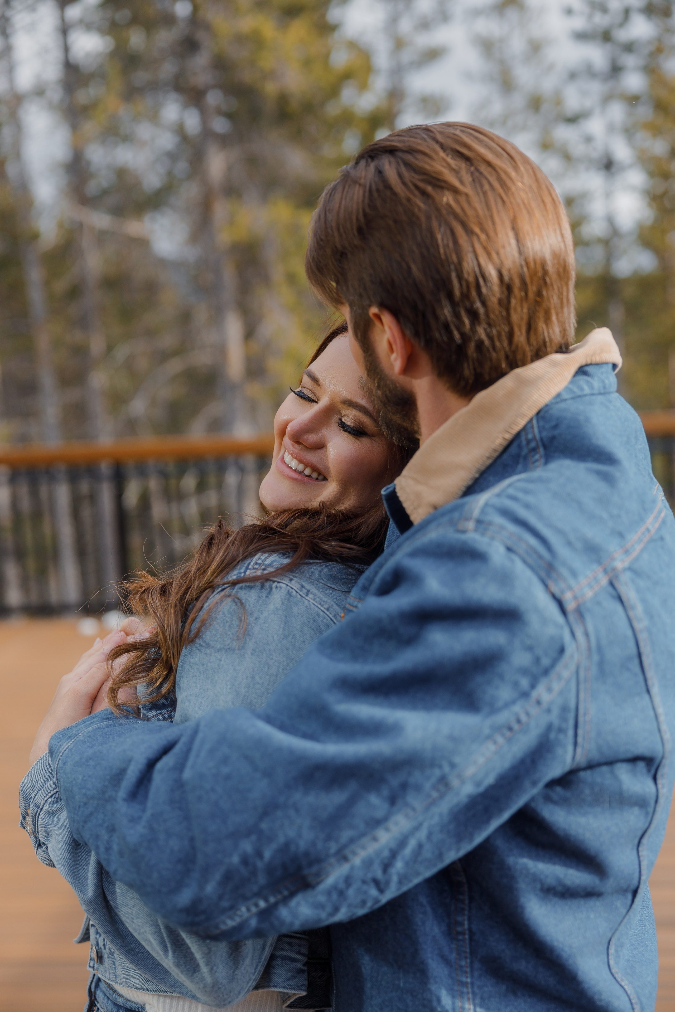 Ski engagement session. Home