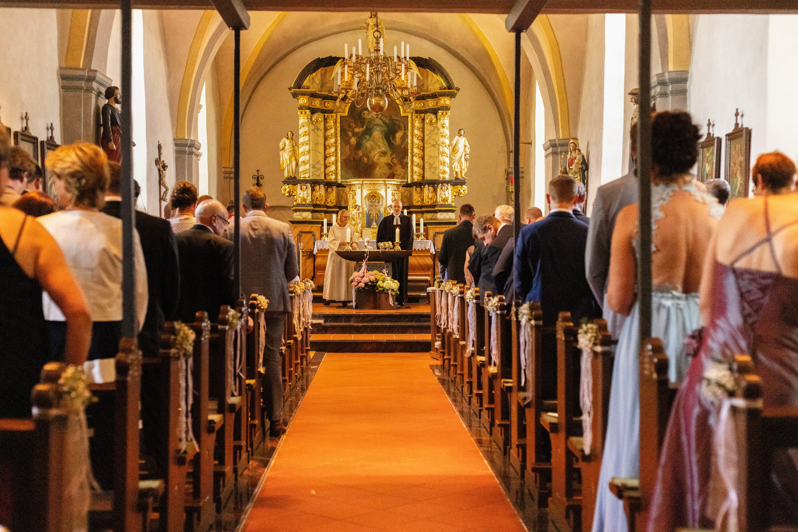 Tanja & Thomas, Kirche. Fotografin und Videografin im Raum Osnabrück und Emsland Alla