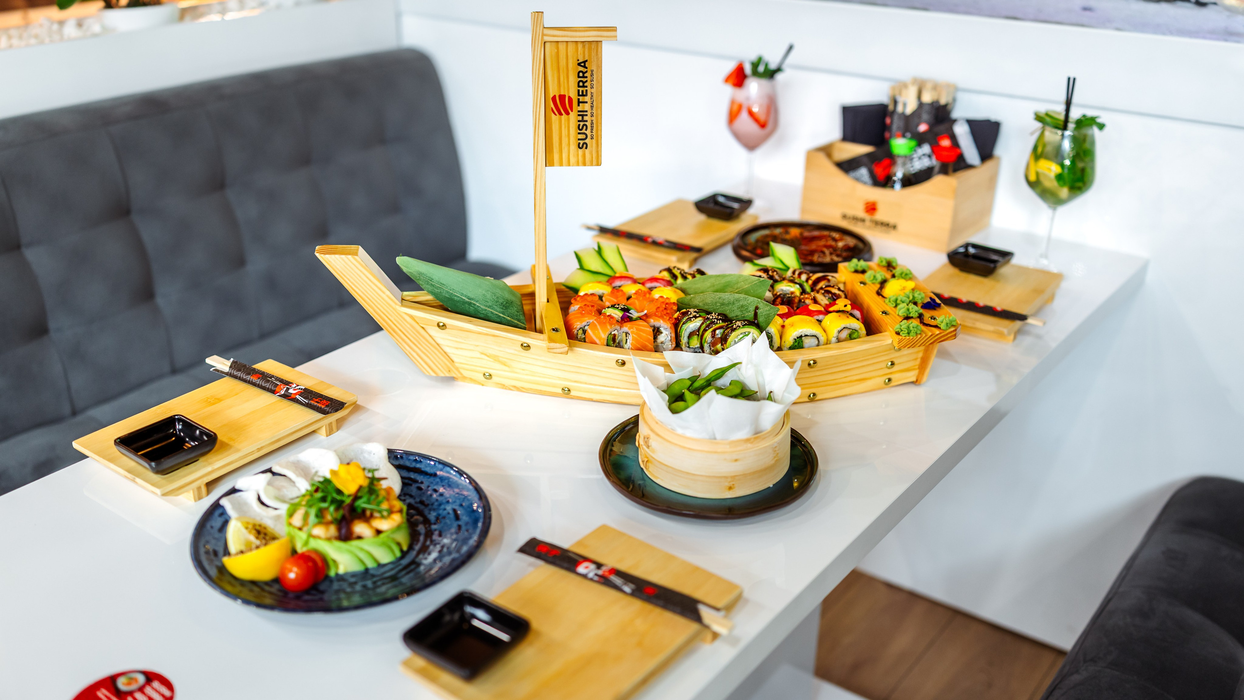 Sushi Terra. Marius Ciocan