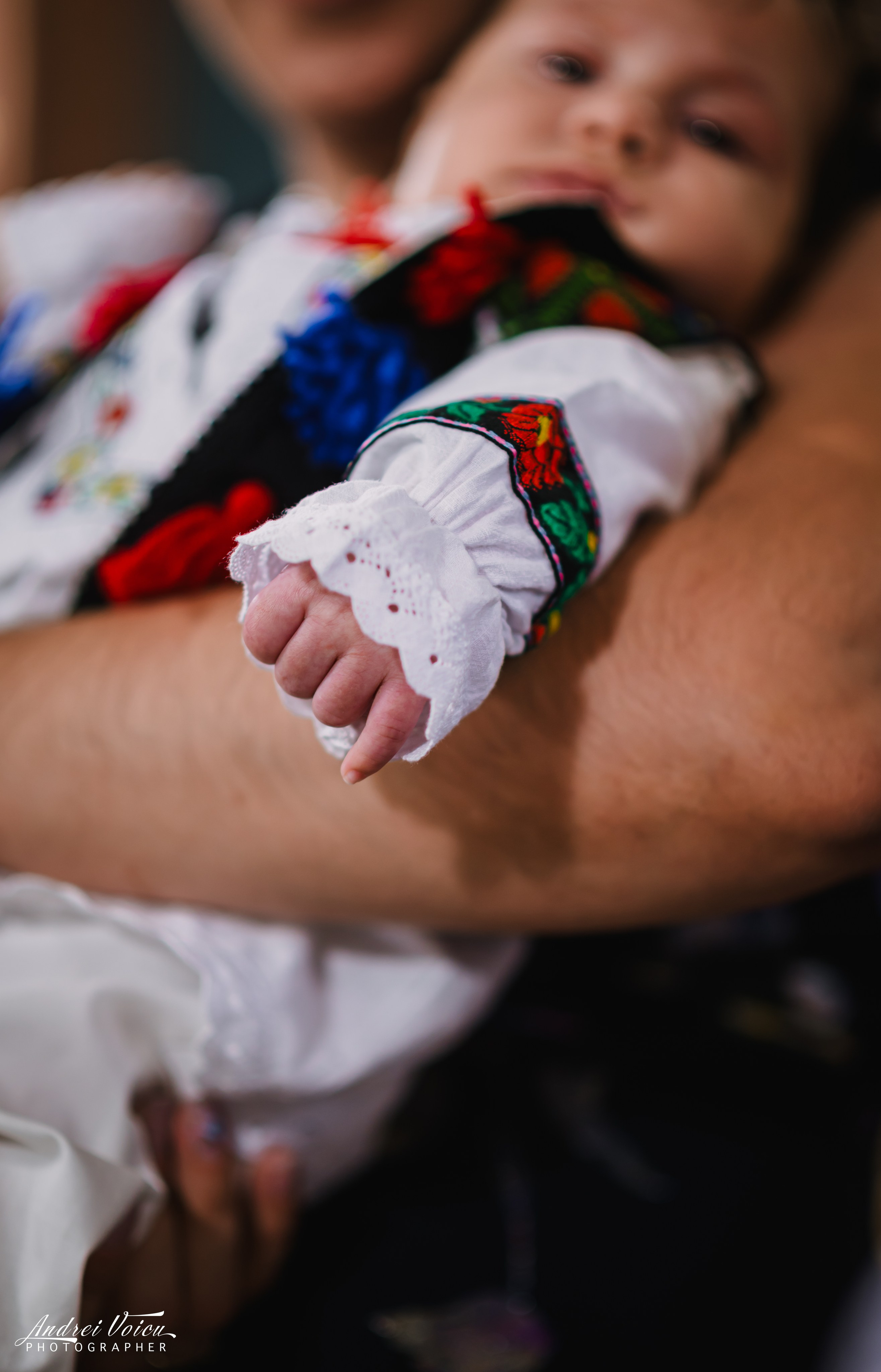 Fotografia de botez. Andrei Voicu Fotograf. Povești nescrise, surprinse atent