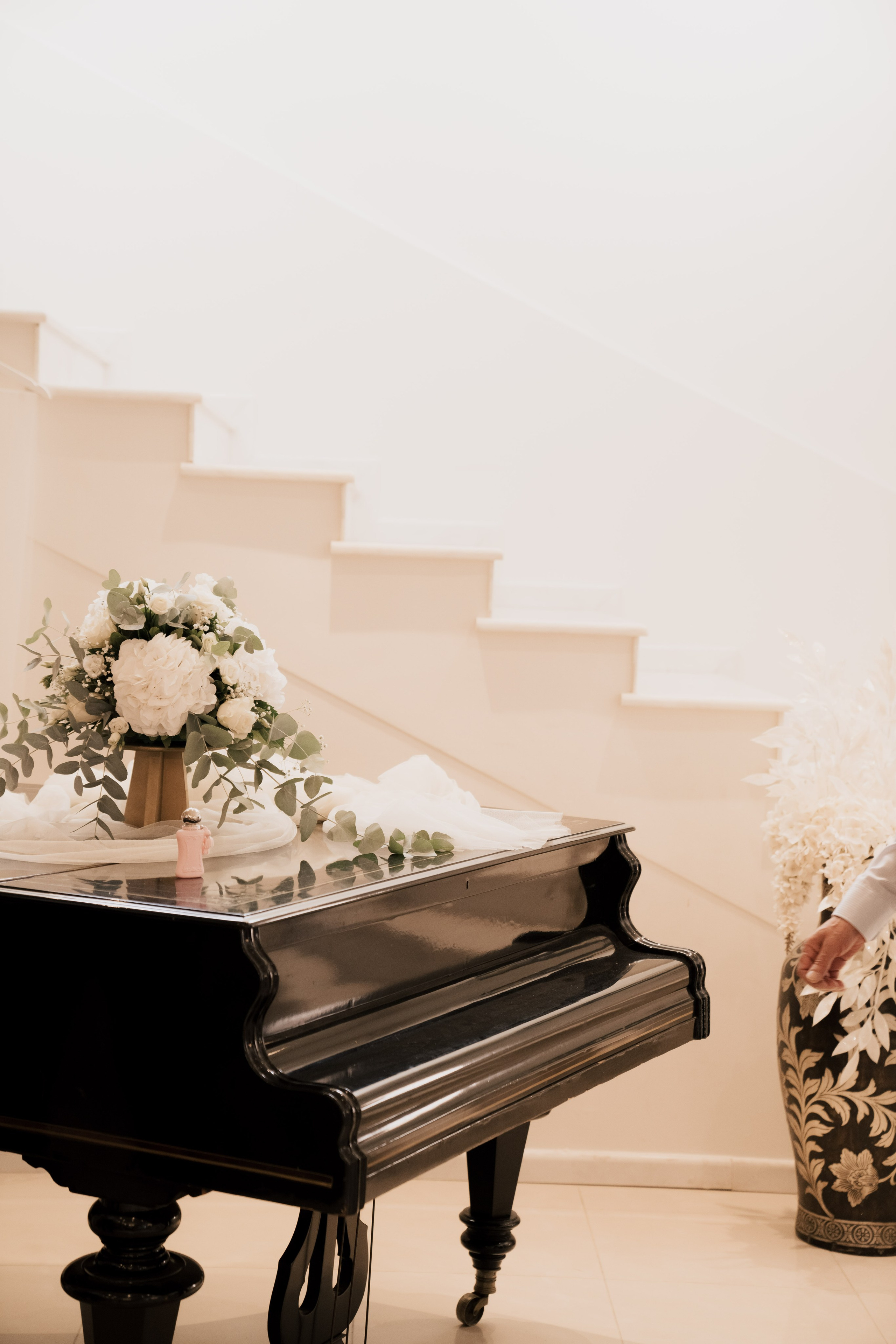 KONSTANTINOS & KONSTANTINA