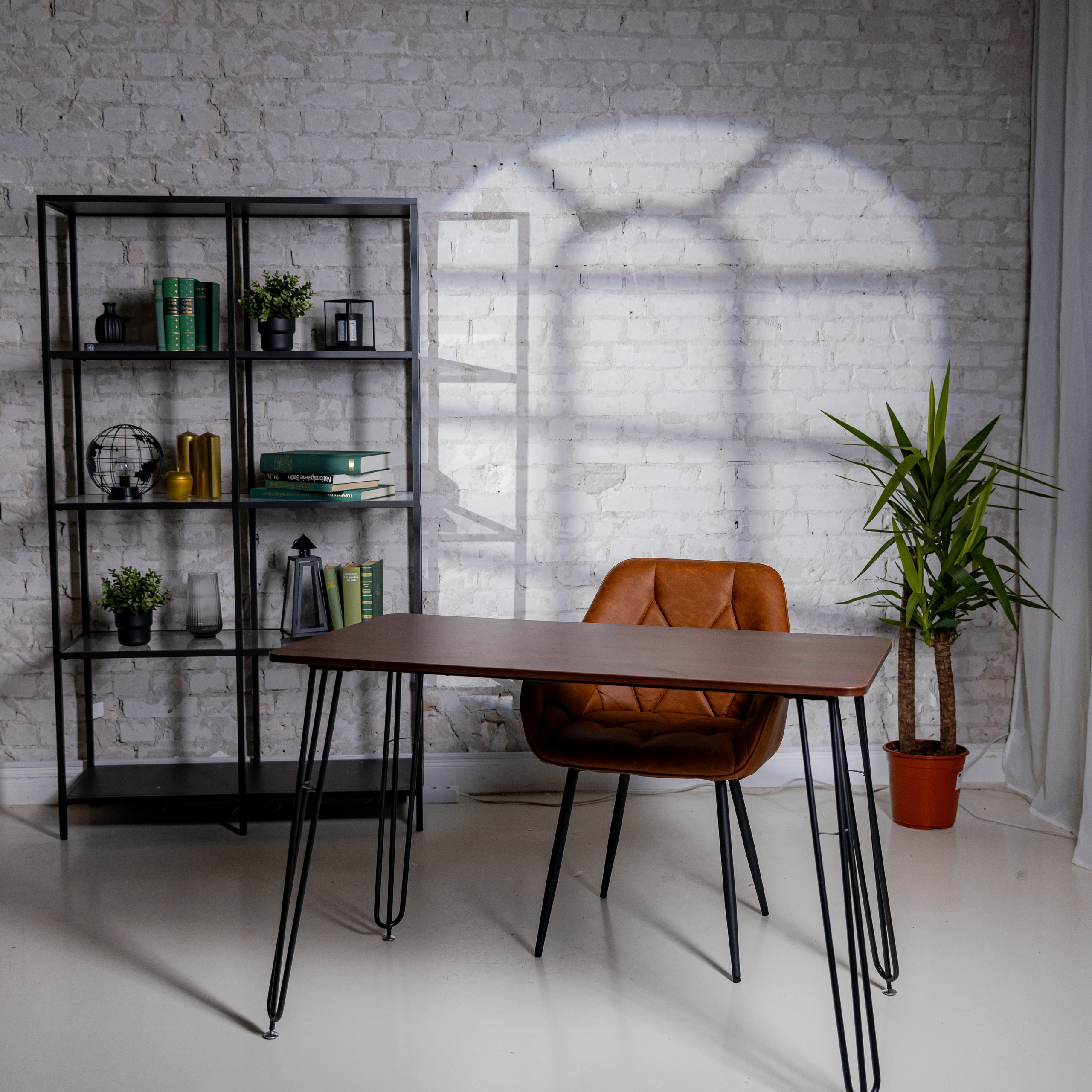 Aktuelle Standorte. Leon Fotostudio Hamburg