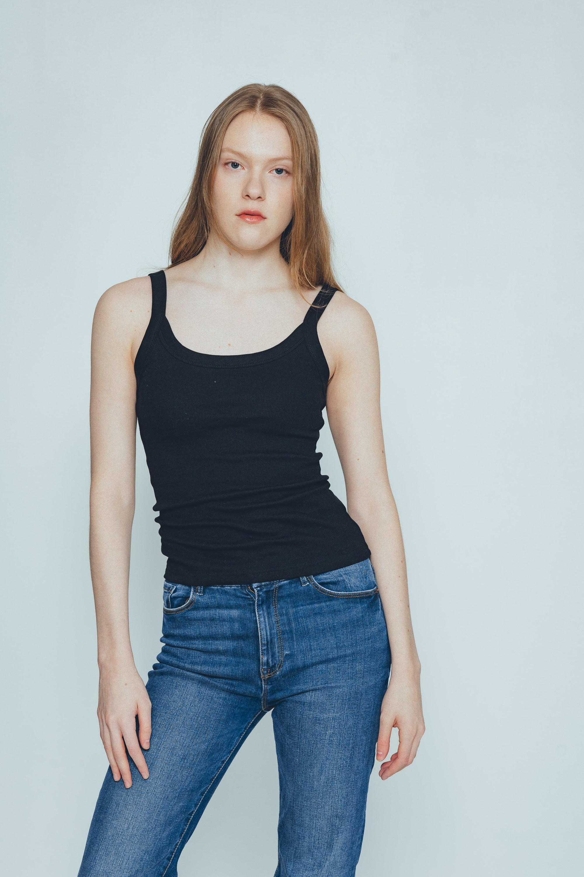 Mallikansiokuvaus. Valokuvaaja Lahti, Helsinki Elena Salonen