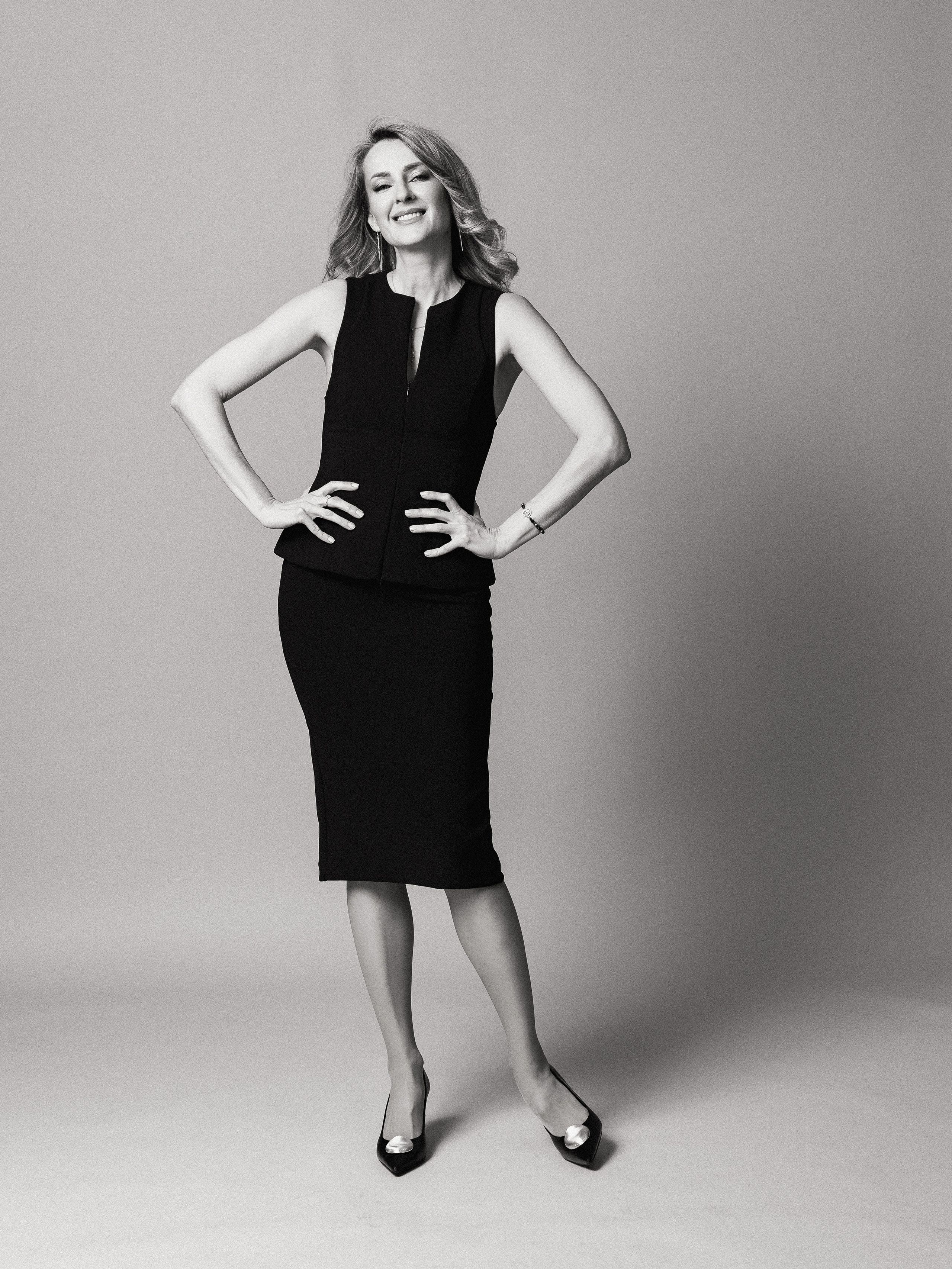 SONYA, real estete agent. Евгения Найденова – брандов и портретен фотограф | България, Европа