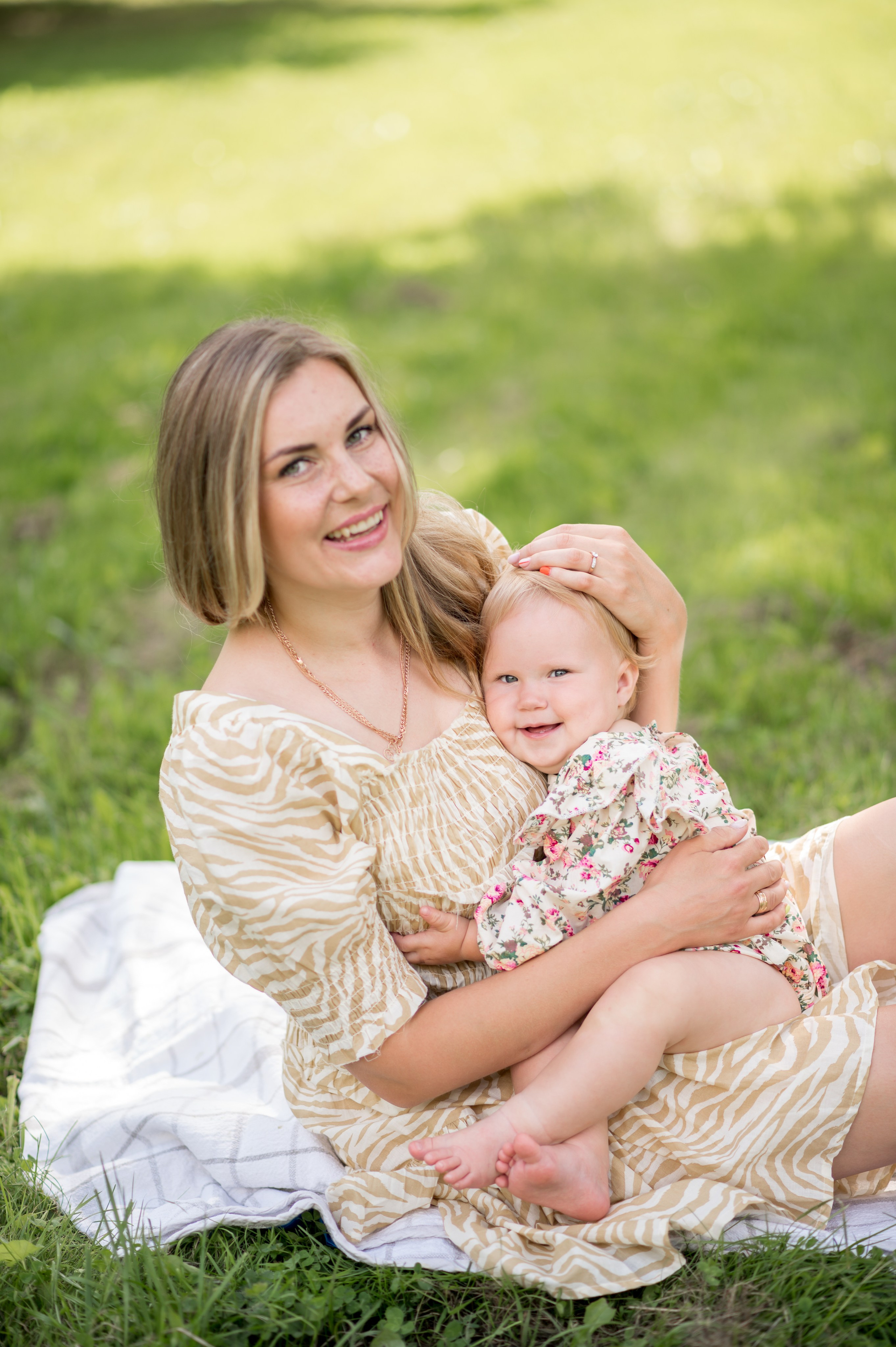 Семейная фотосессия на природе. Семейный и детский фотограф в Минске Надежда Савицкая