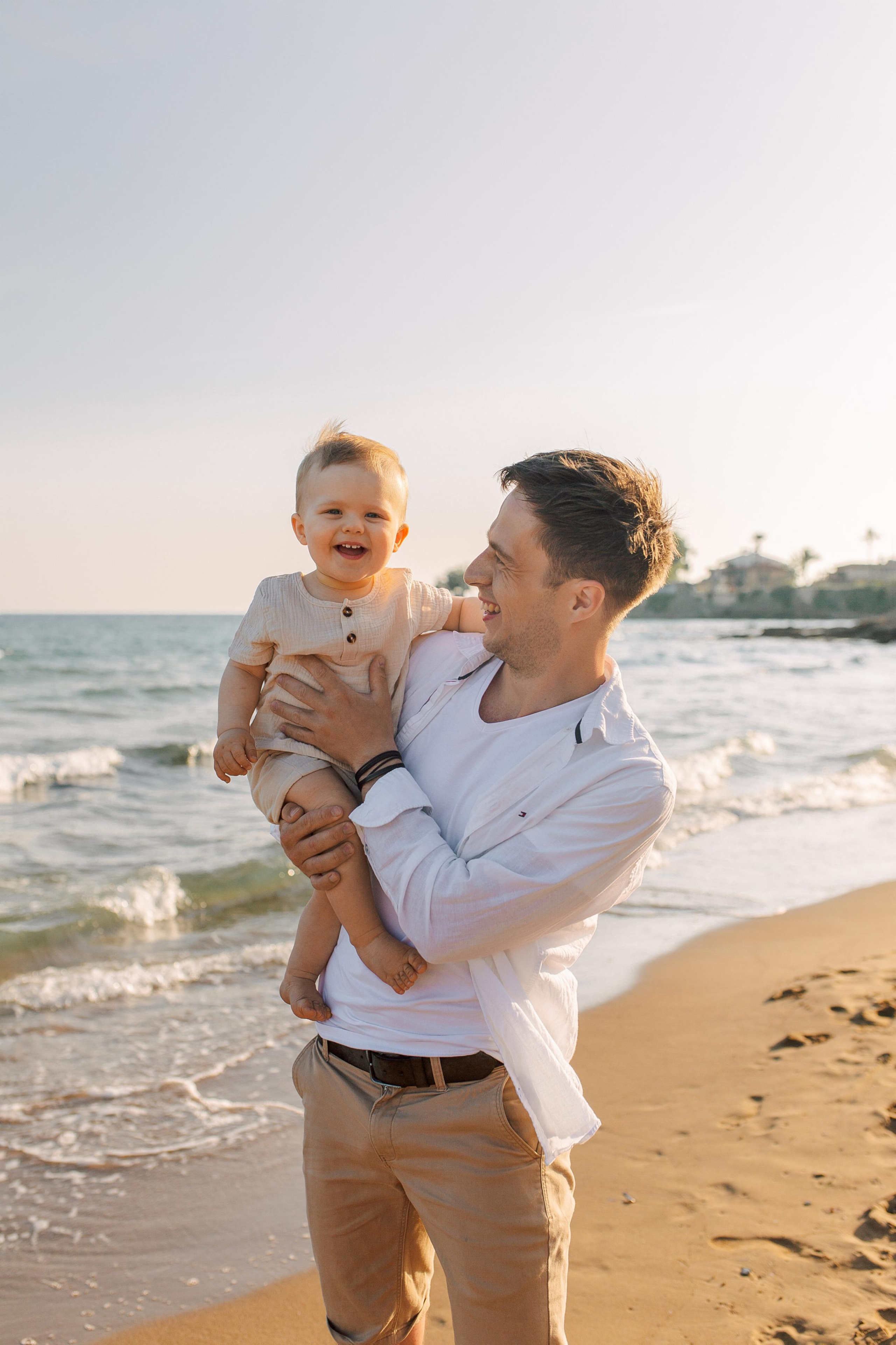 .Пляж. Закат.Семейная фотосессия на пляже в Сиде на закате. Фотограф в Алании в Турции, Аланья, Сиде, Белек, Анталия, Кемер, Конаклы, Окурджалар. Фотосъемки в Алании. Фотосессия в Алания.Алсу Девели