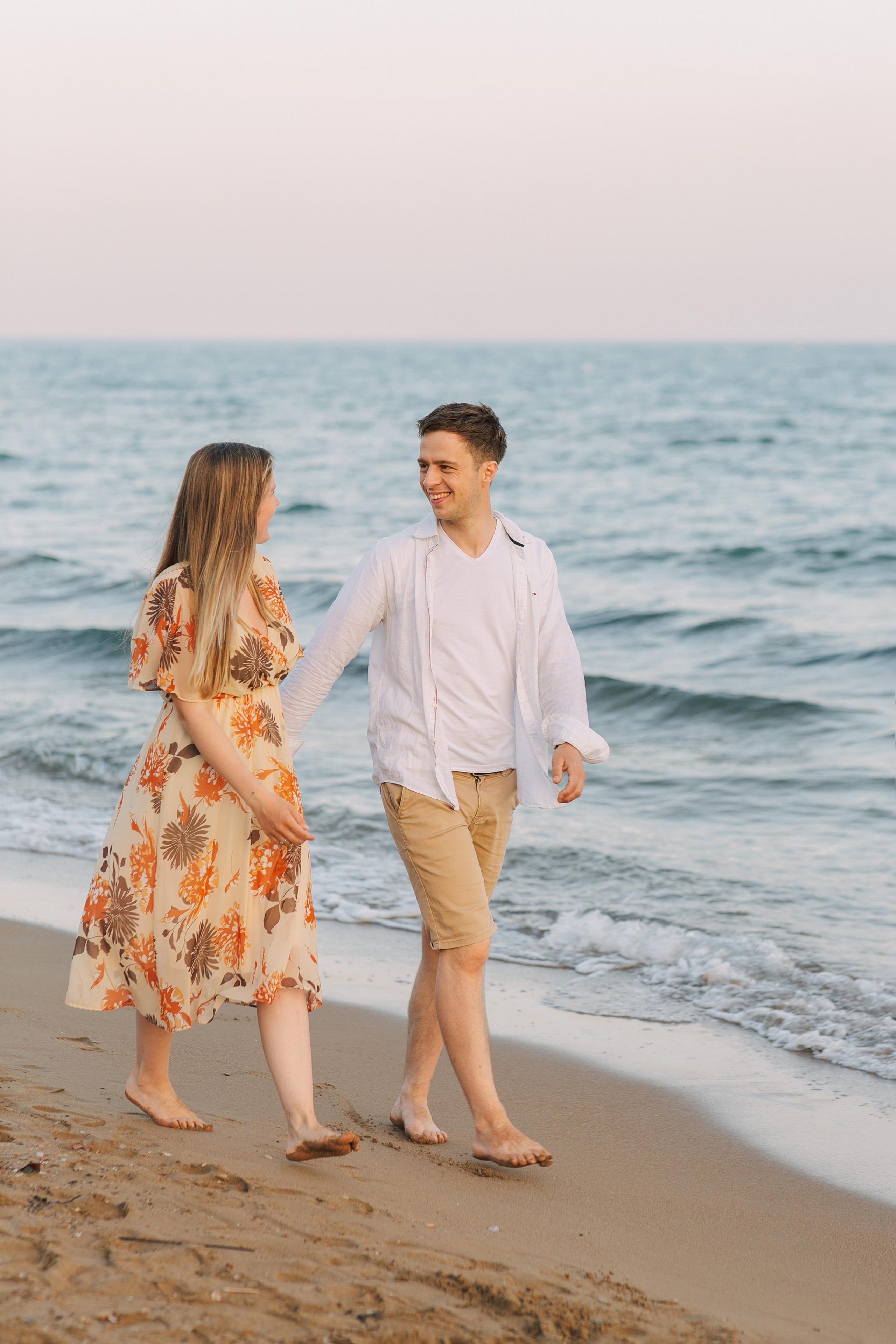 .Пляж. Закат.Семейная фотосессия на пляже в Сиде на закате. Фотограф в Алании в Турции, Аланья, Сиде, Белек, Анталия, Кемер, Конаклы, Окурджалар. Фотосъемки в Алании. Фотосессия в Алания.Алсу Девели