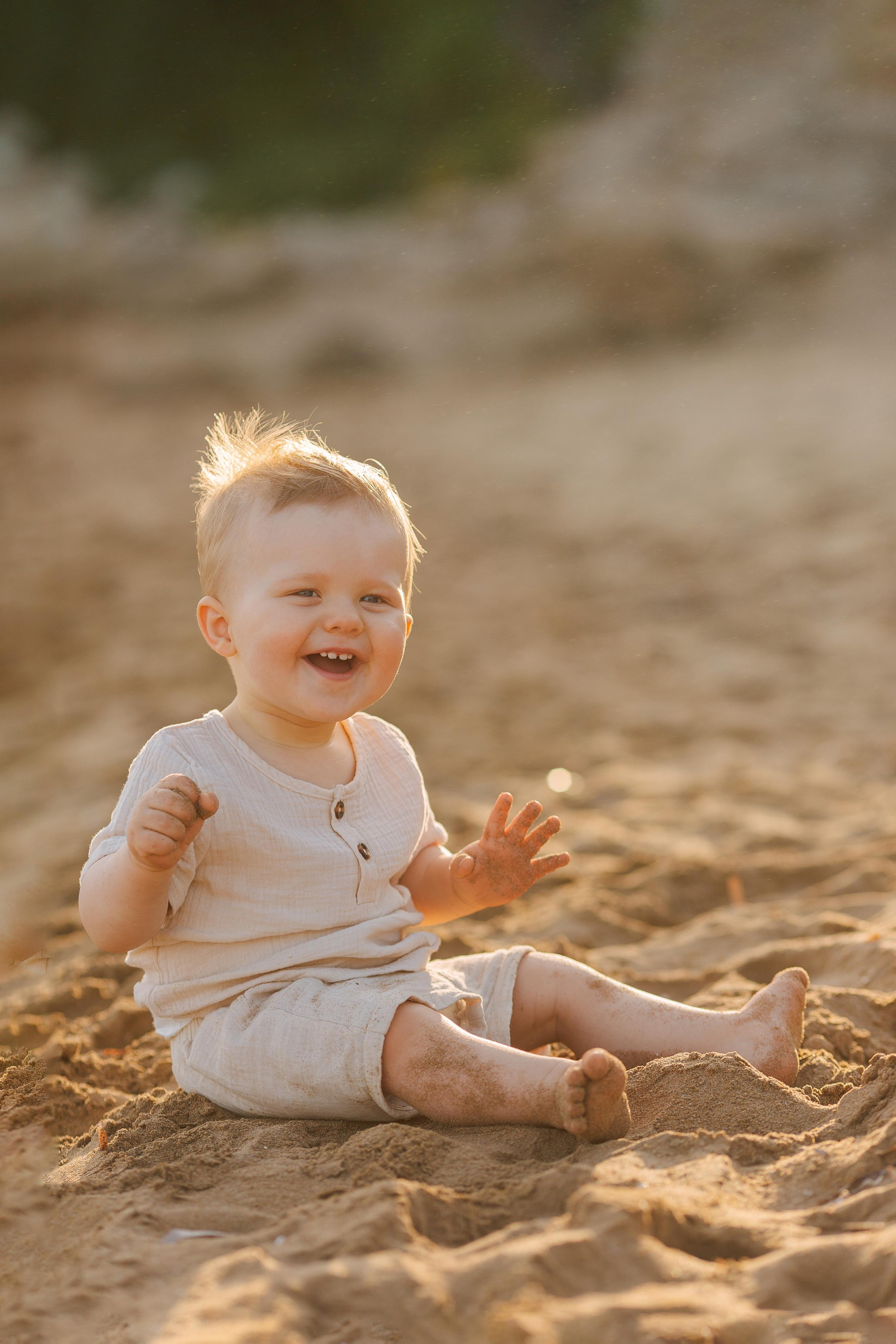 .Пляж. Закат.Семейная фотосессия на пляже в Сиде на закате. Фотограф в Алании в Турции, Аланья, Сиде, Белек, Анталия, Кемер, Конаклы, Окурджалар. Фотосъемки в Алании. Фотосессия в Алания.Алсу Девели
