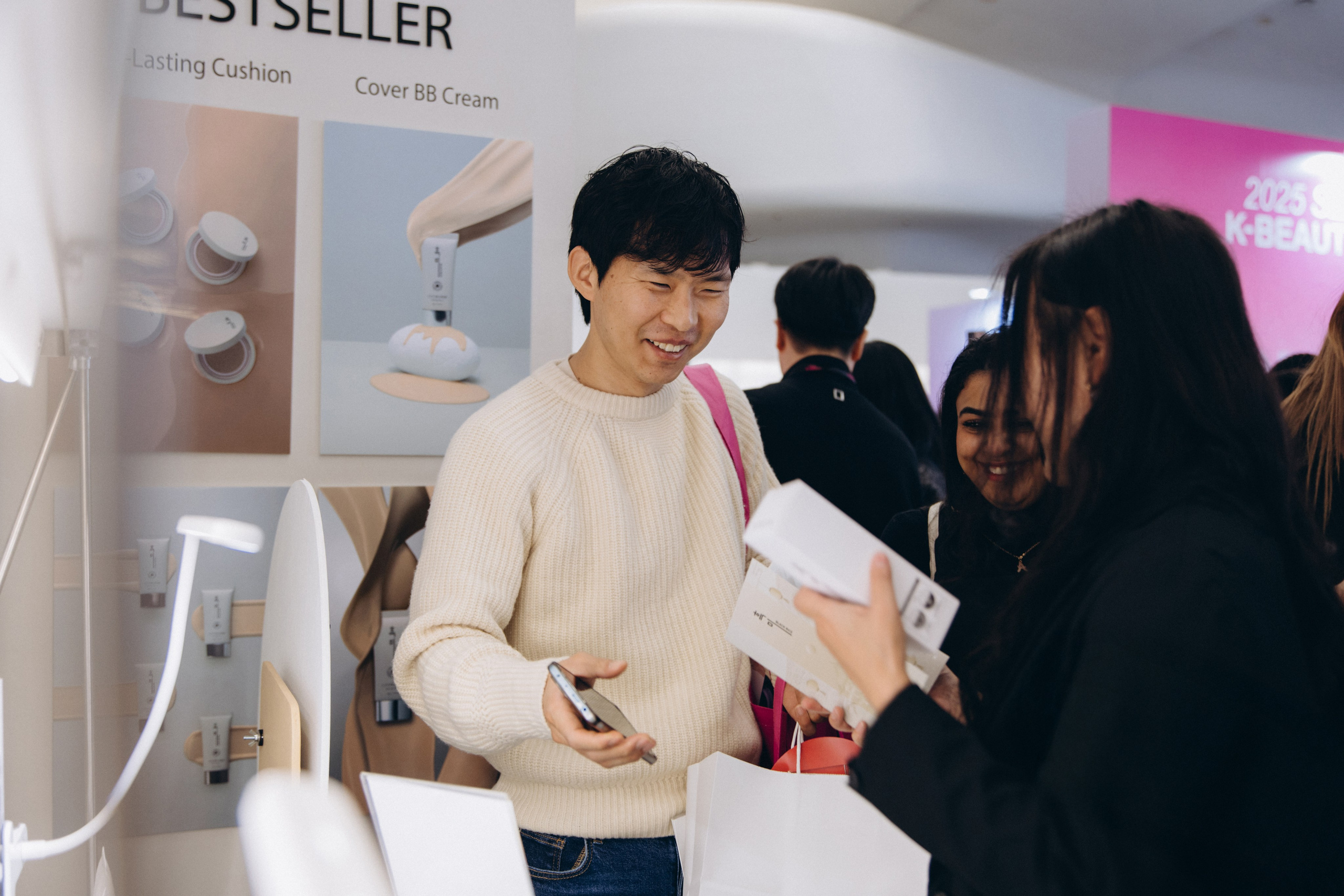 Seoul beauty expo 2025 (Black Rice). Portrait photographer in South Korea Olga Lian