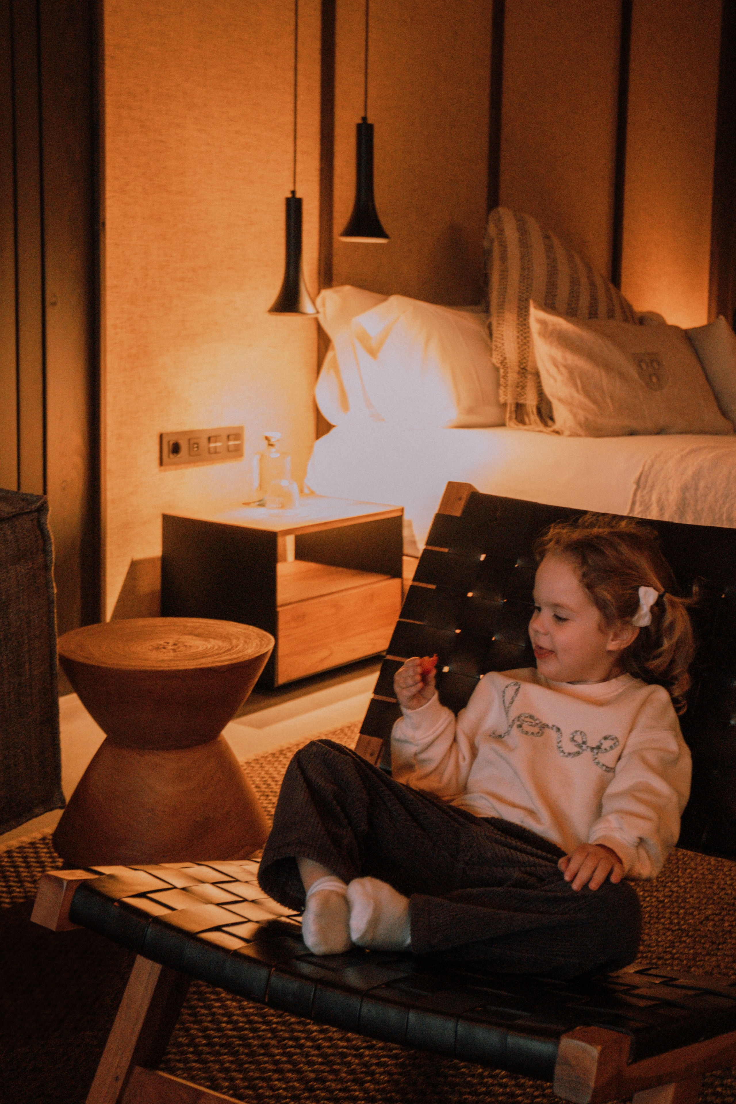 Sesión familiar en el bosque. Fotografía profesional en Calafell - Elena Medvedeva