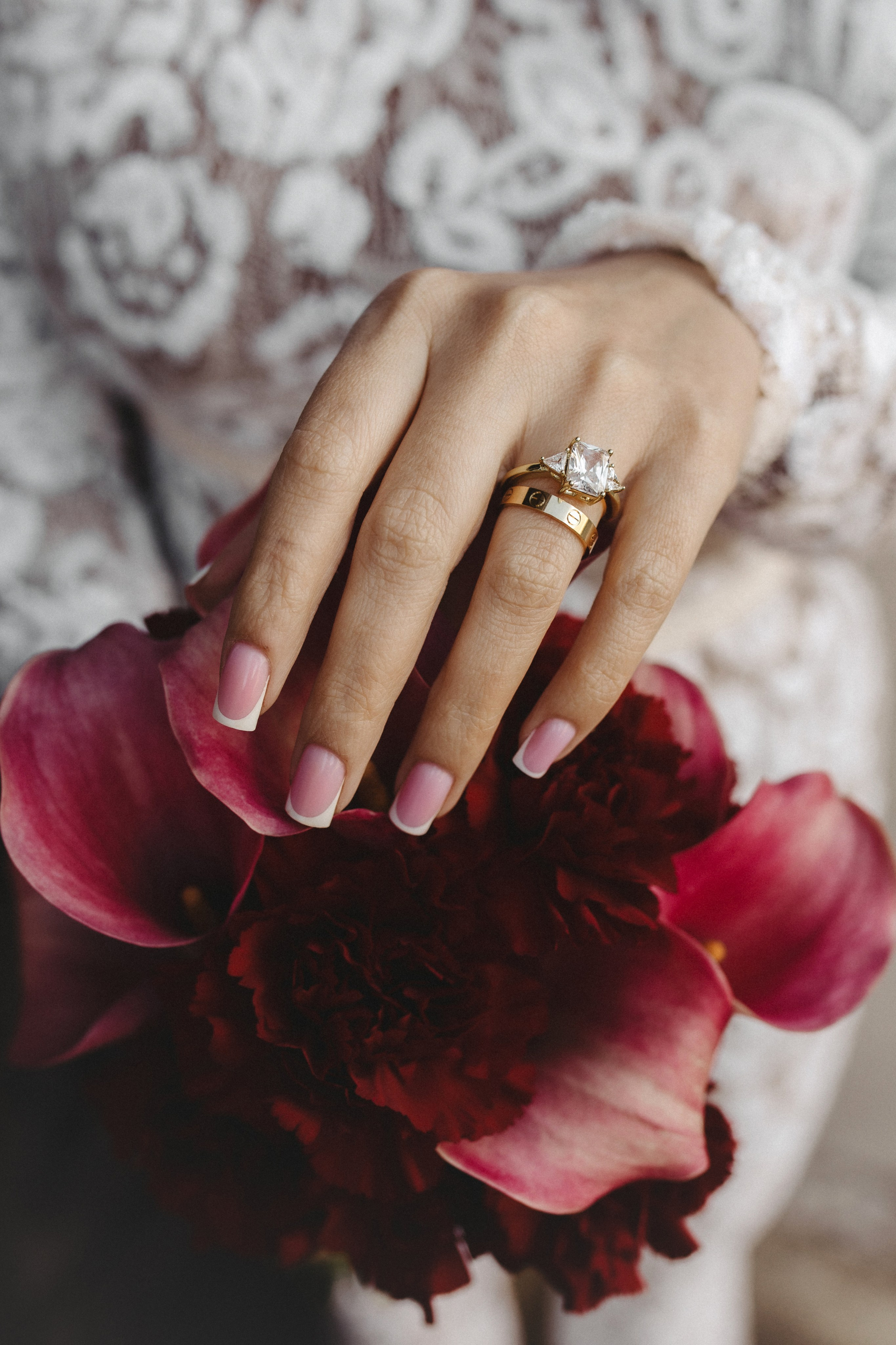 S&A. Wedding and Portrait Photographer Evie Moon