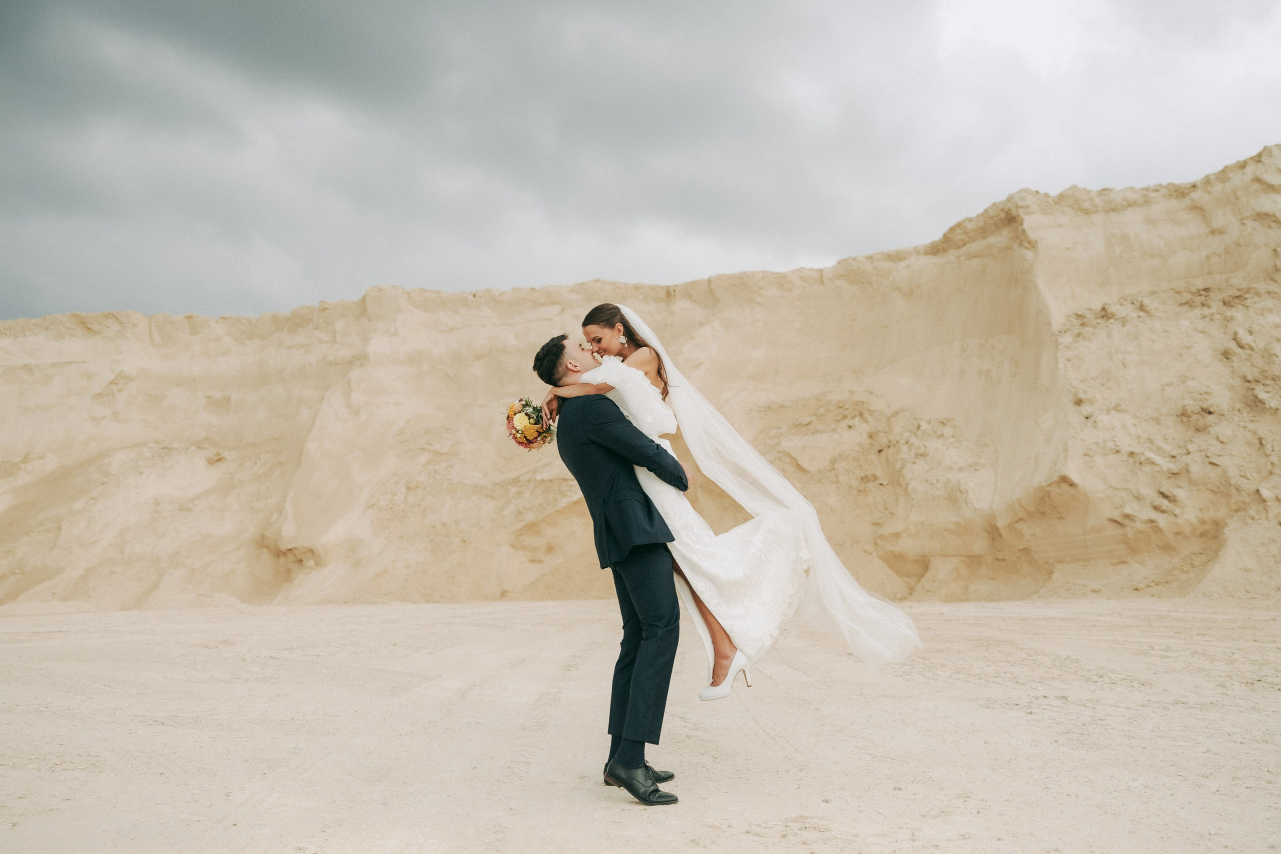 Ieva x Ramon. Fotogrāfs kāzām, ģimenēm un dažādiem pasākumiem