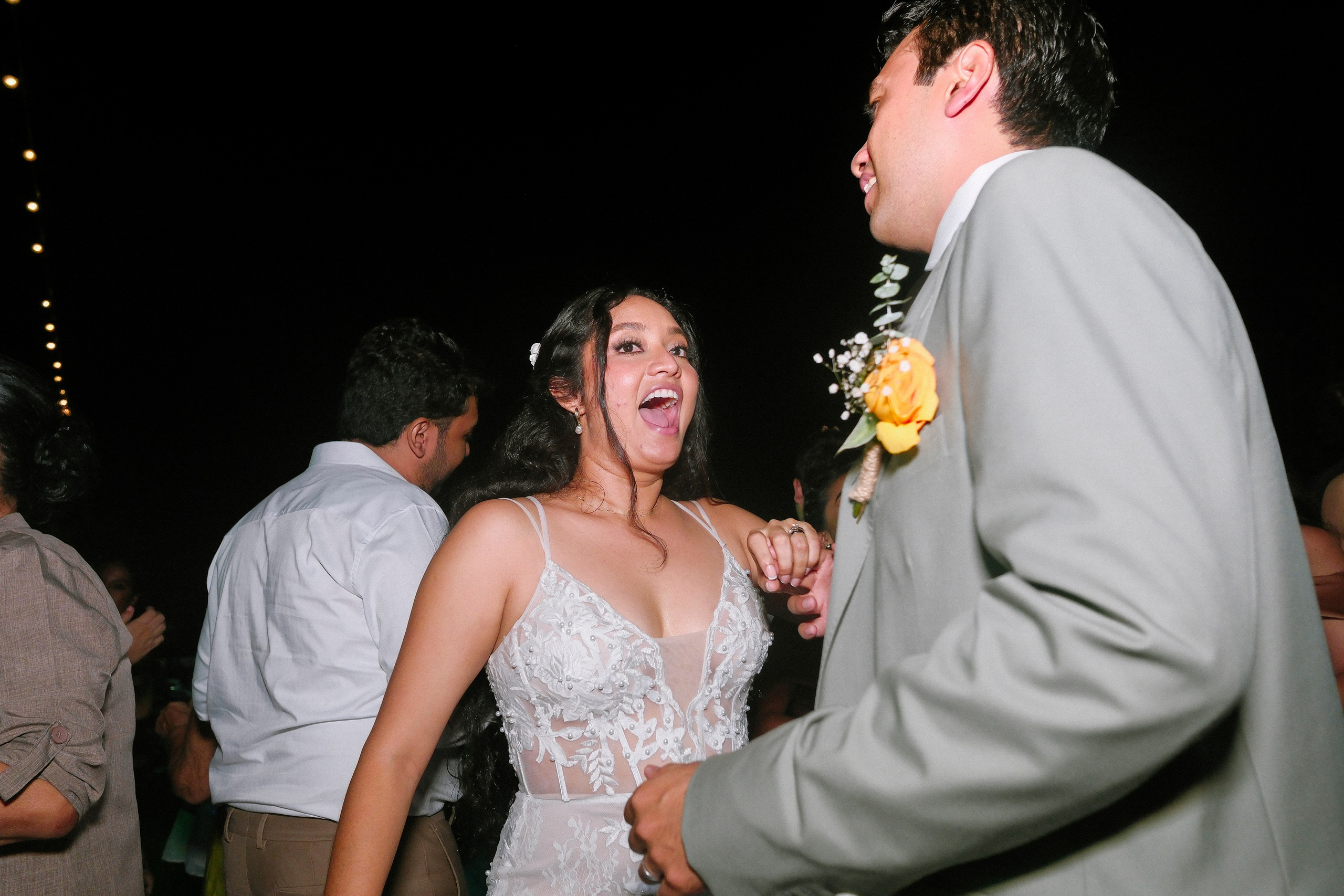 Ney & Cris / Acapulco. Wedding and family photographer in Mexico City