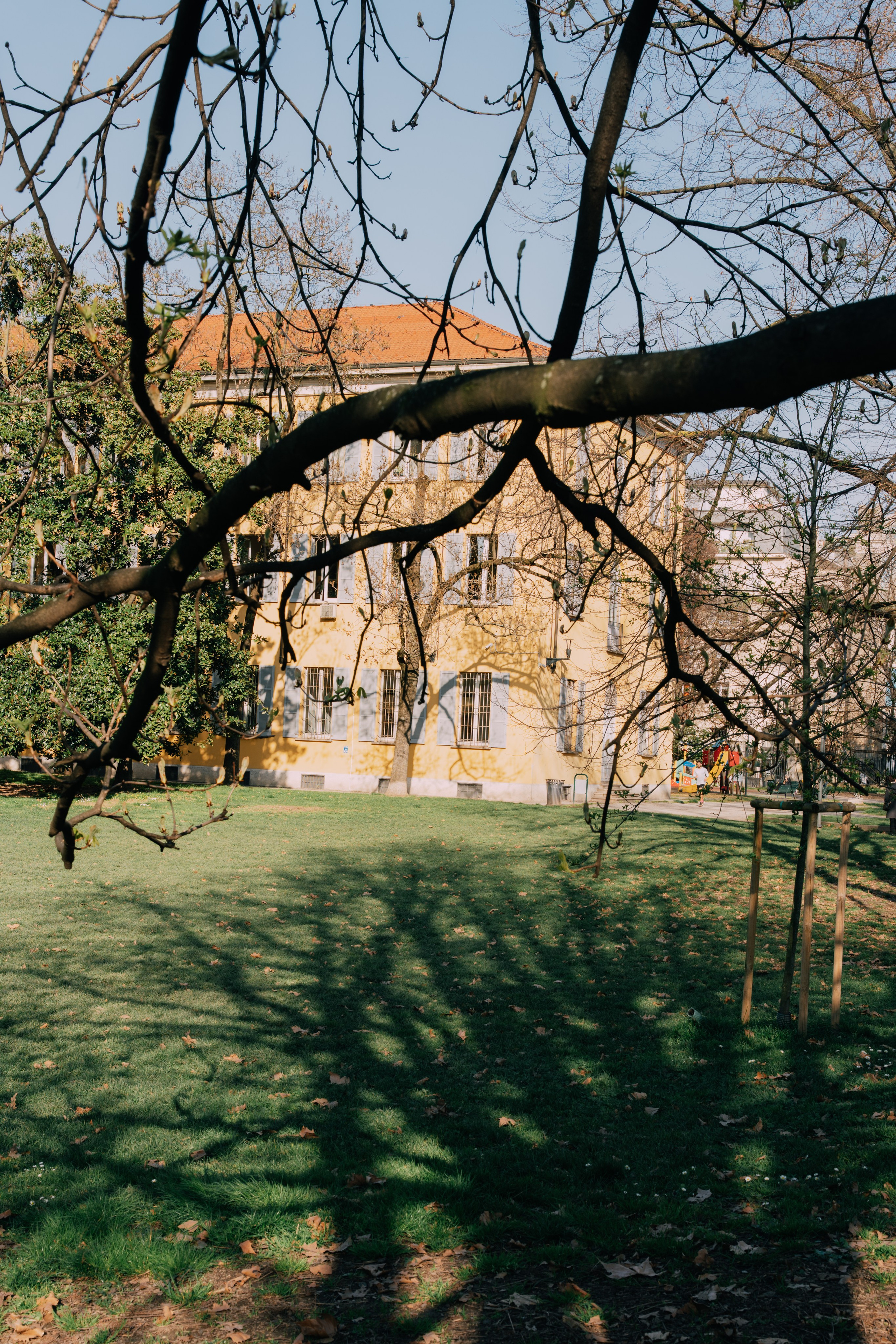 парк в центре Милана для фотосессии
