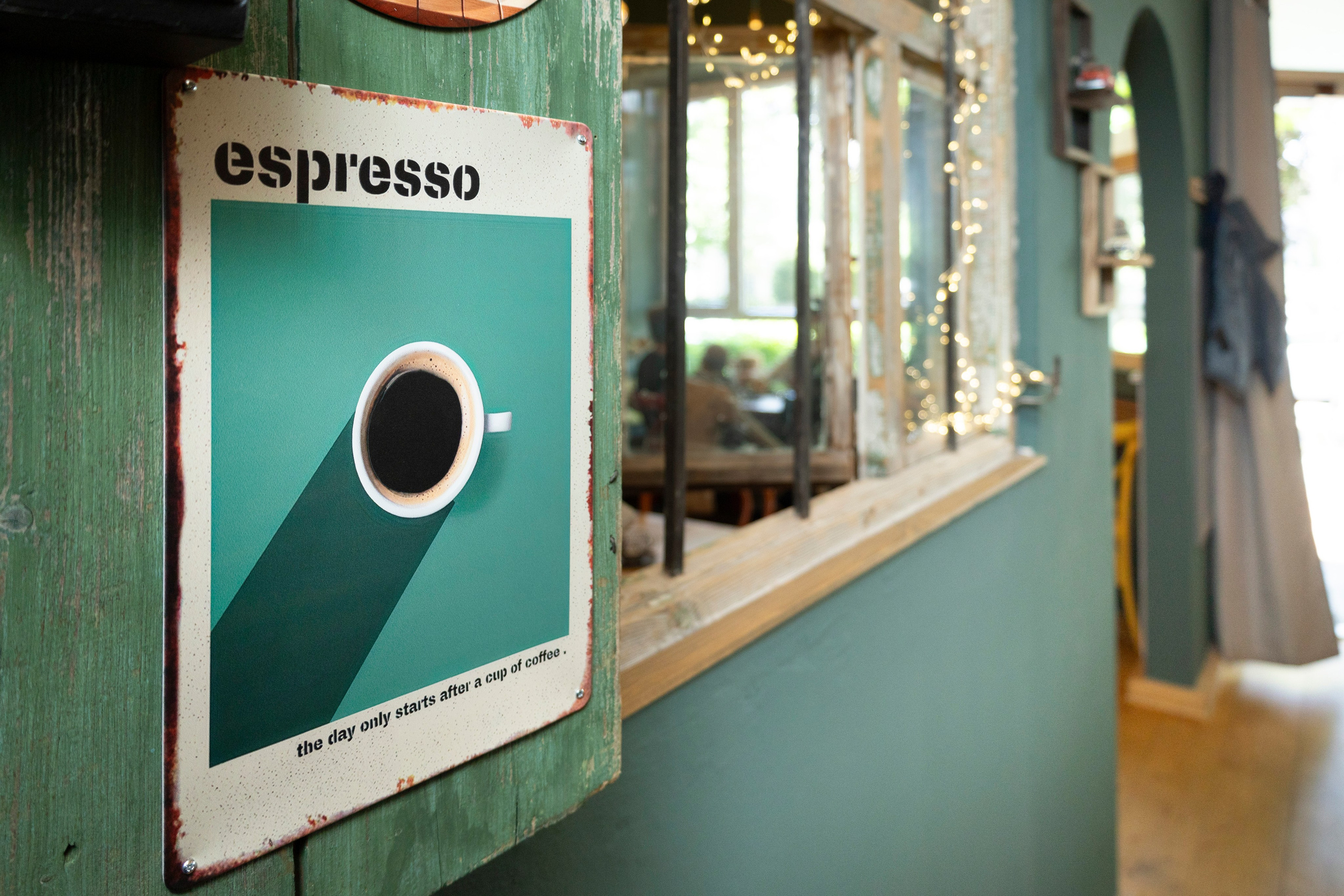 Cafe. Photographer in Munich