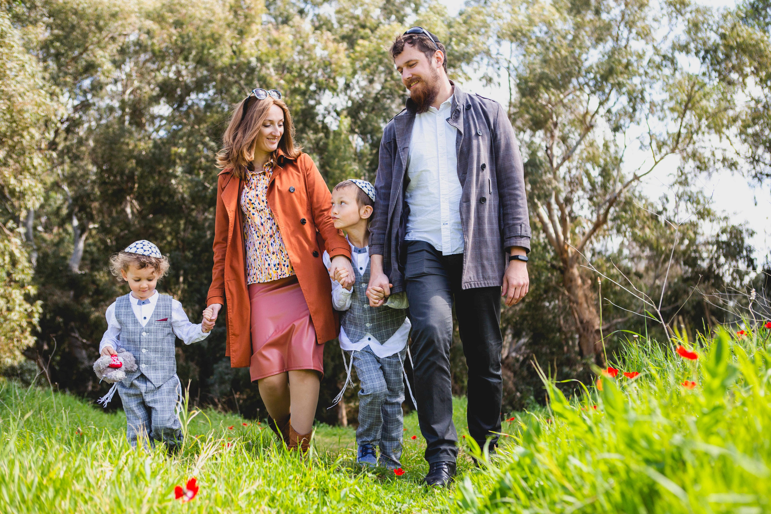 NORTH OF NETANYA. PHOTOGRAPHER IN ISRAEL