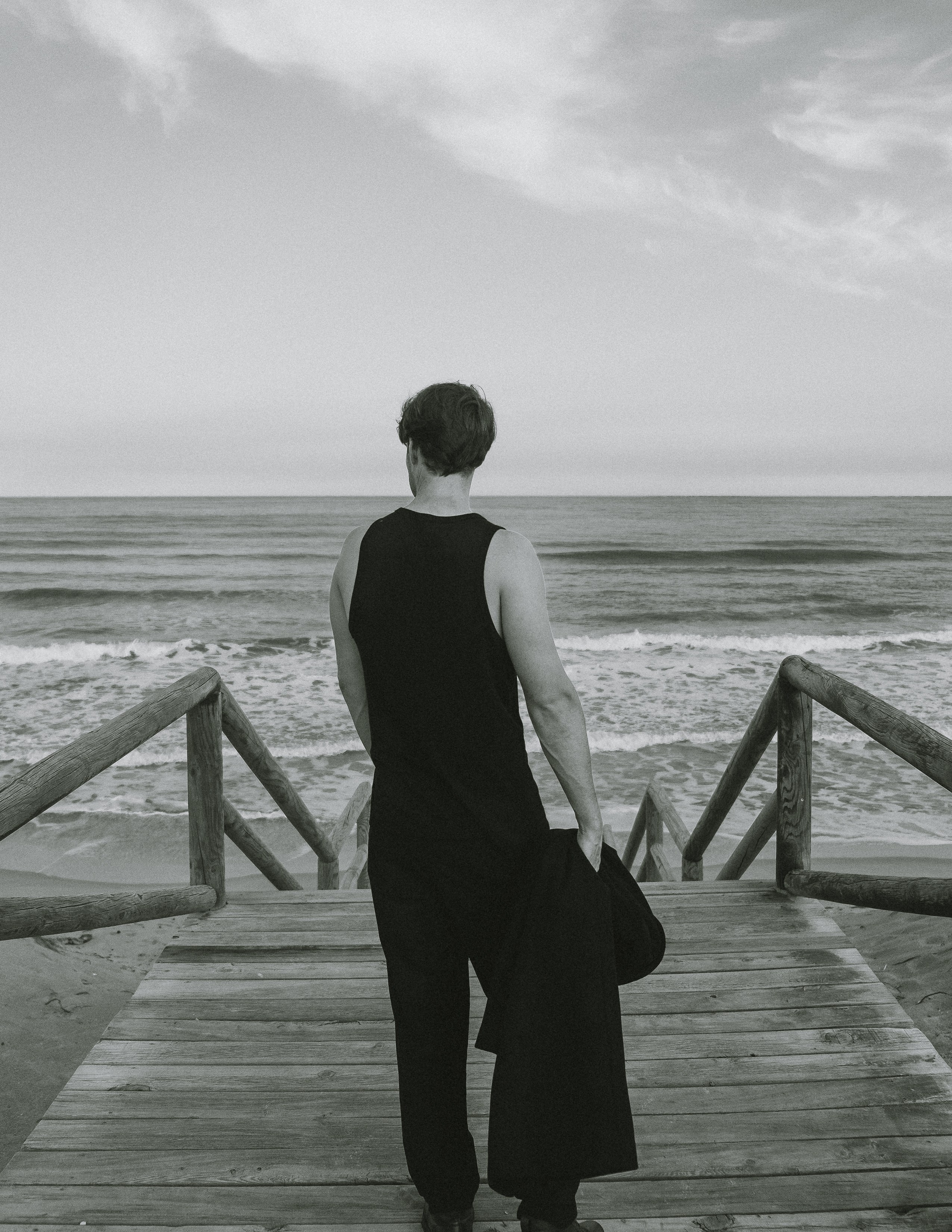 Фотосессия для актера Jaime Medina в дюнах — фотограф Андрей Луковников, Испания (Гуардамар, Аликанте, Торревьеха)