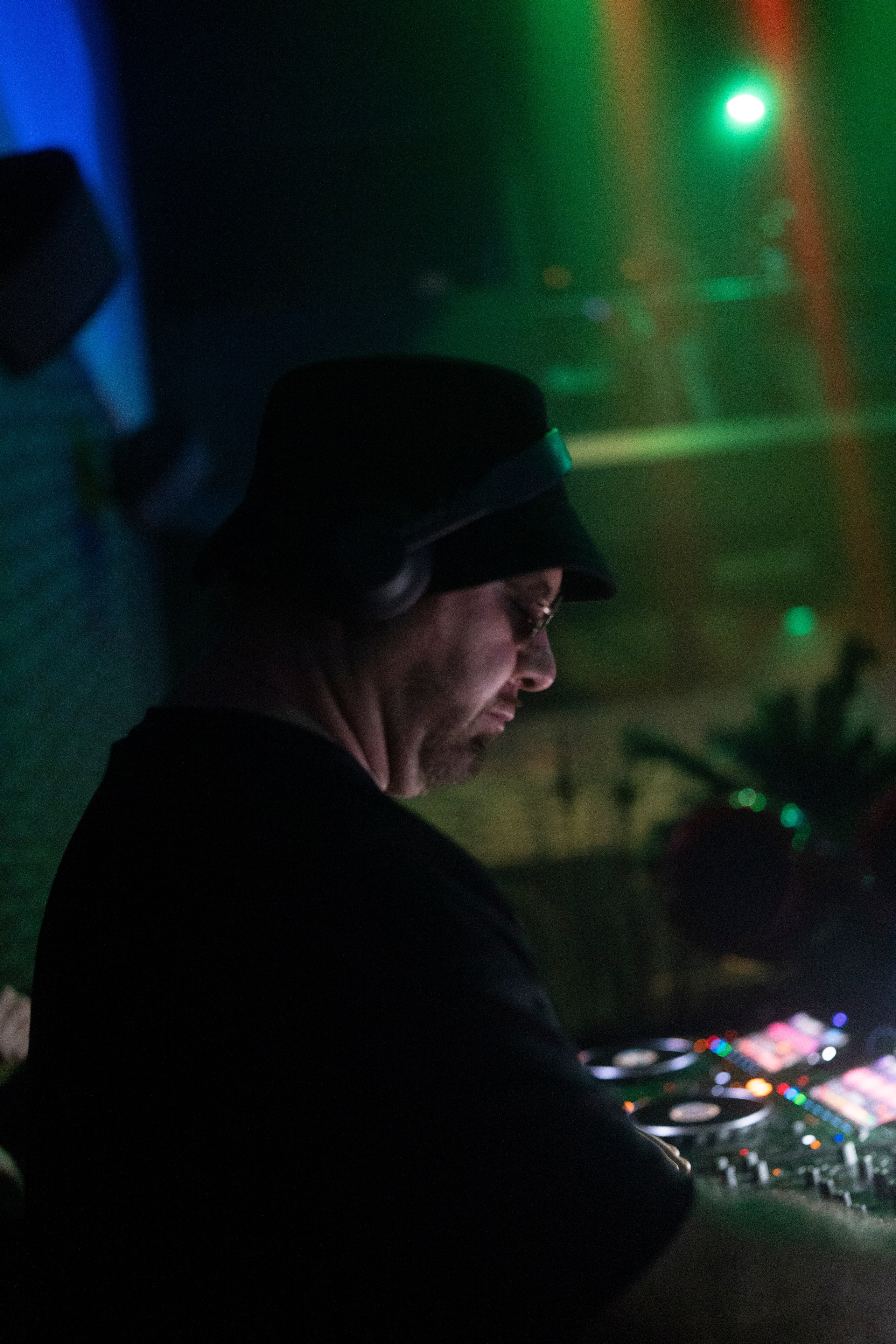 Aliens On Mushrooms & INVY Present: Shiba San. Ke’Ondris