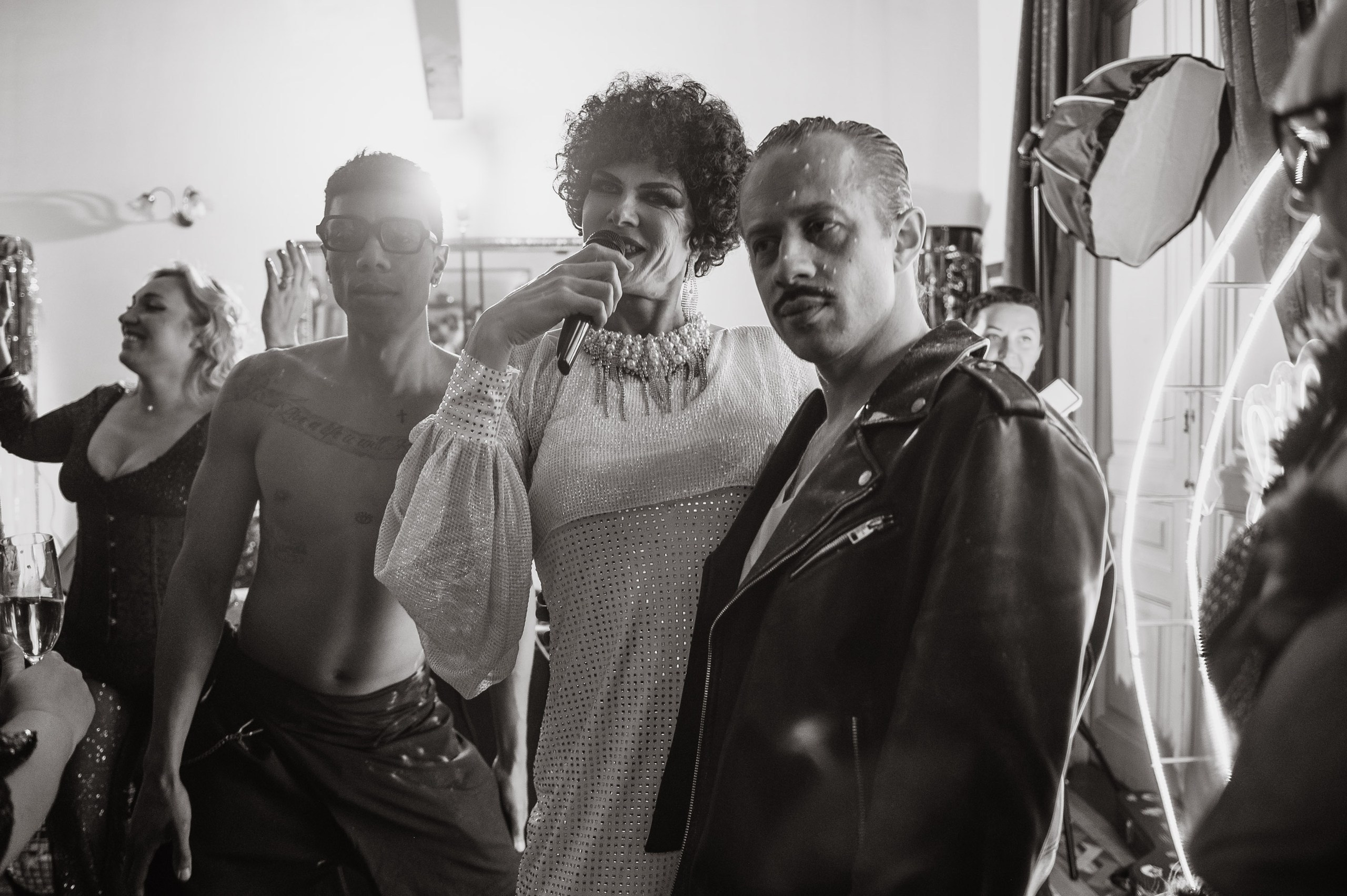 Show en estilo Studio 54 — fotografía de evento temático. Фотограф Екатерина Гасанова — фотосессии в Барселоне