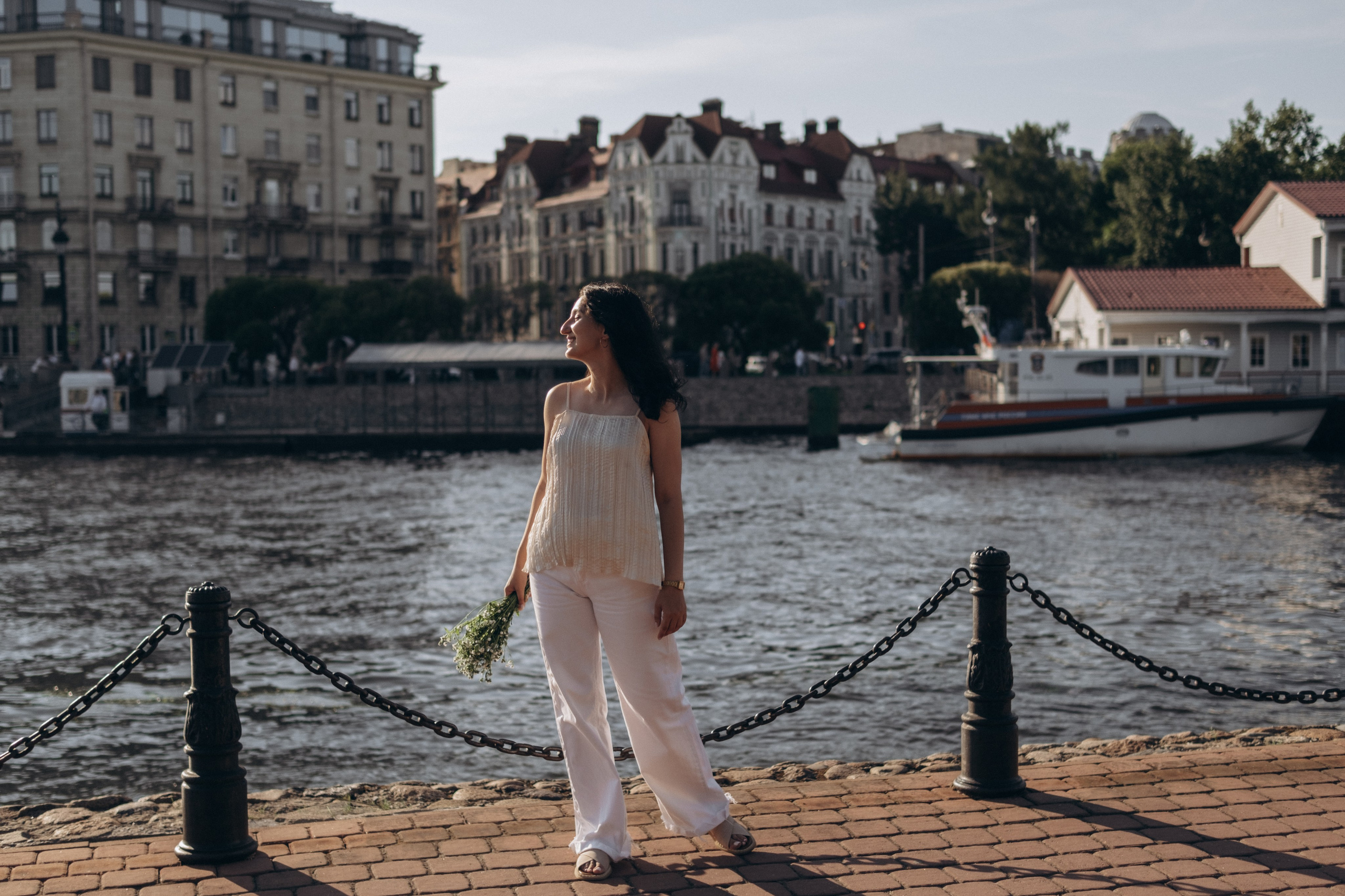 In Saint-Petersburg. Lens Captures Life