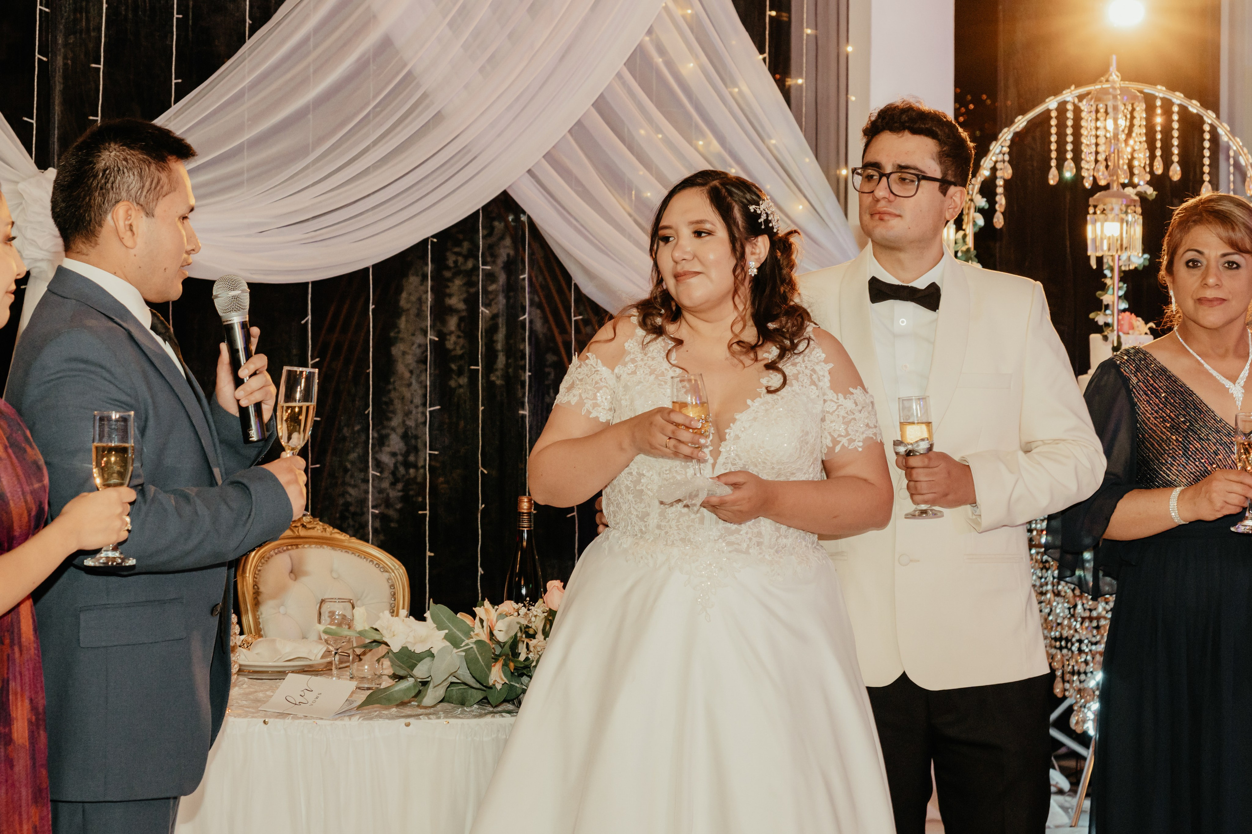 VANIA + LUIS BODA CIVIL. Studio KVTA | Fotografía y Video de Bodas en Arequipa