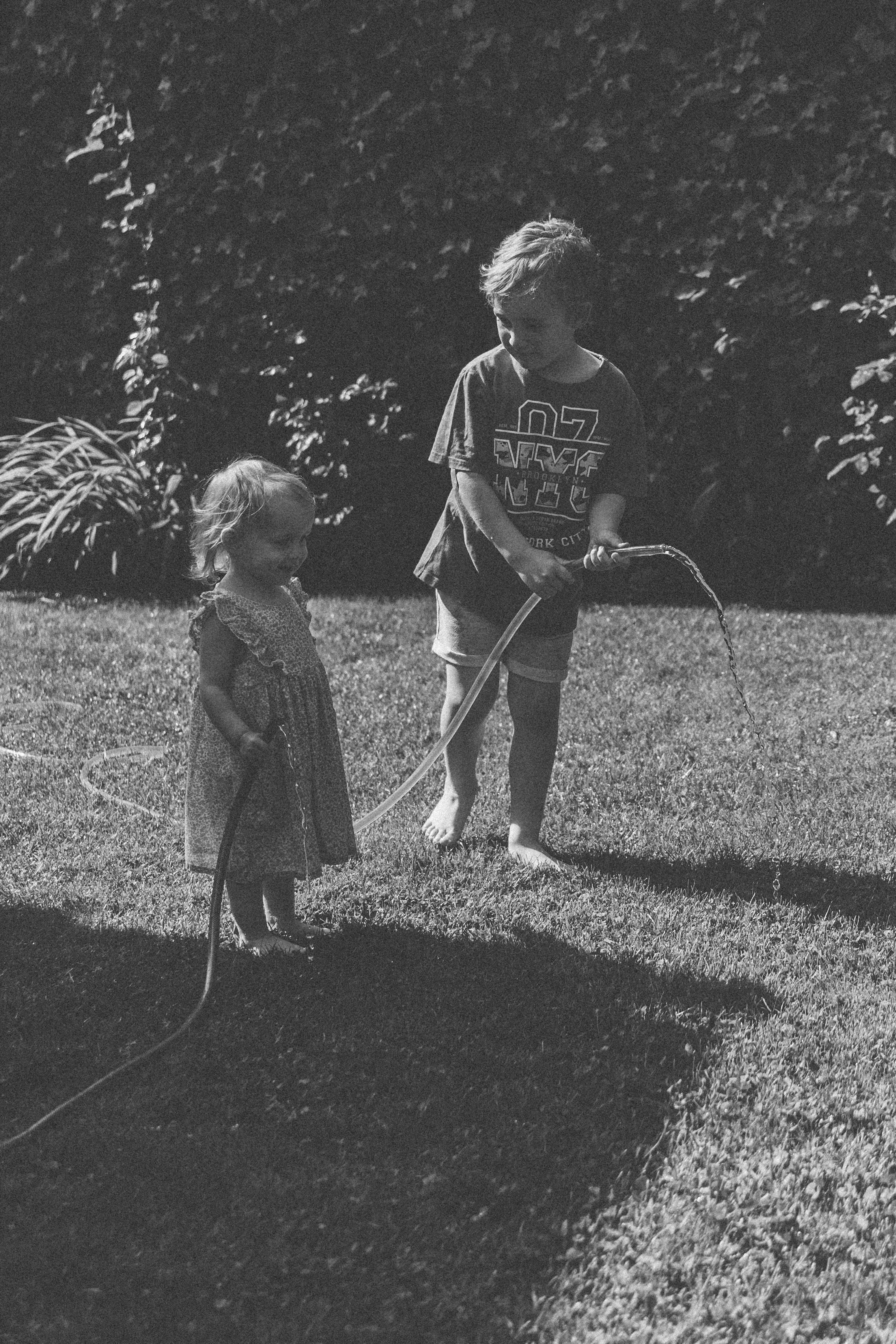 Sesión de fotos familiar en casa — Momentos reales y acogedores. Photographer in Santiago, Chile Anna Almazova