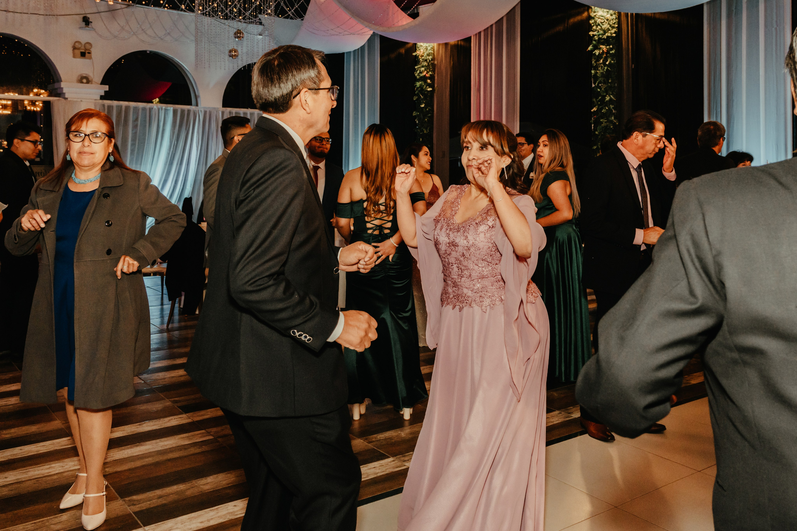 VANIA + LUIS BODA CIVIL. Studio KVTA | Fotografía y Video de Bodas en Arequipa