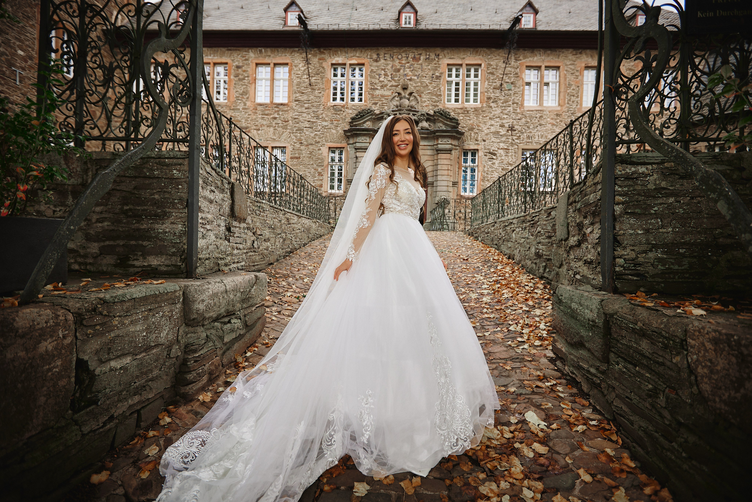 Hochzeitsfotos aus Düsseldorf. Hochzeitsfotograf und Hochzeitsvideograf aus Hamburg | Roka21Film