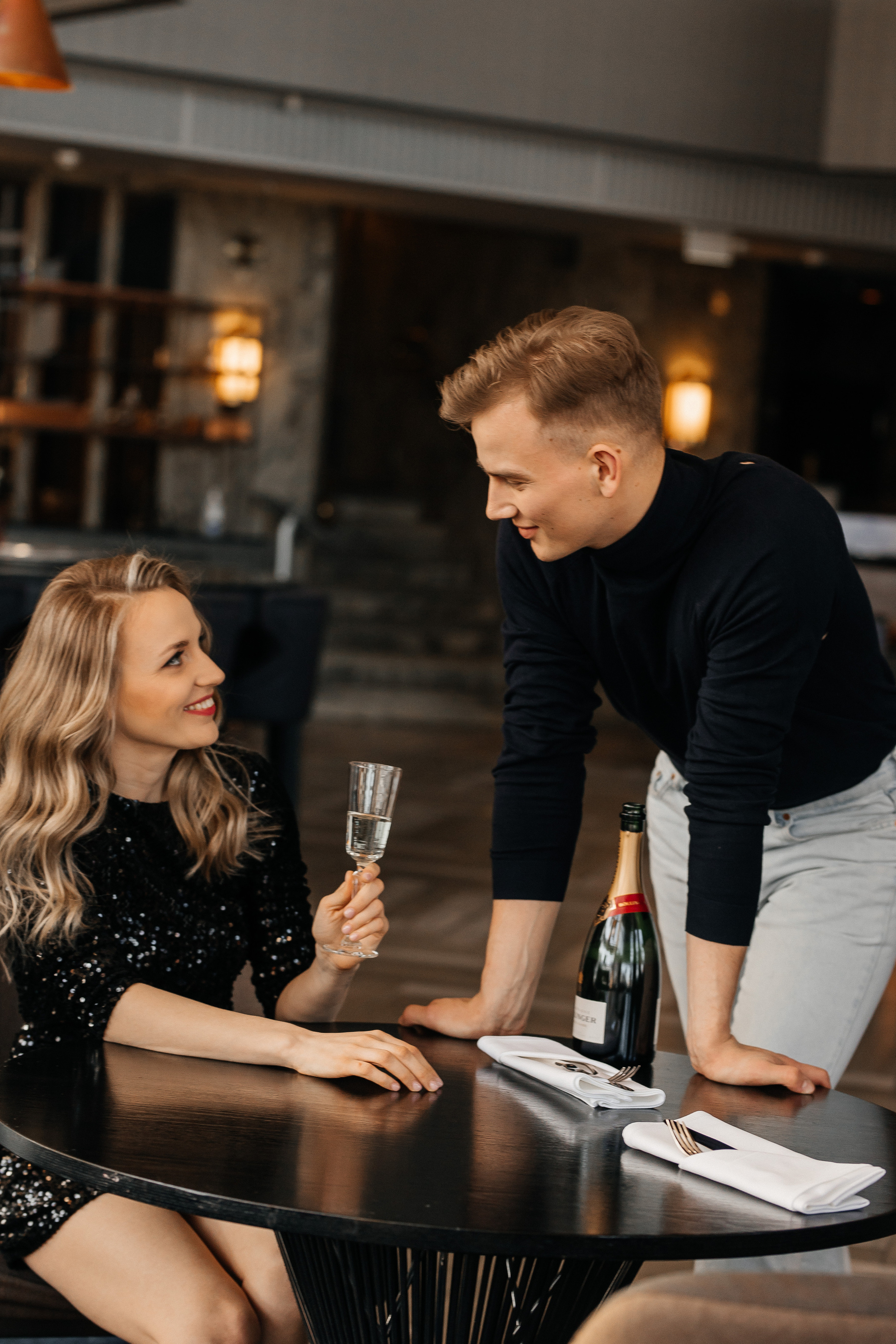 The story of a couple. Valokuvaaja Lahti, Helsinki Elena Salonen