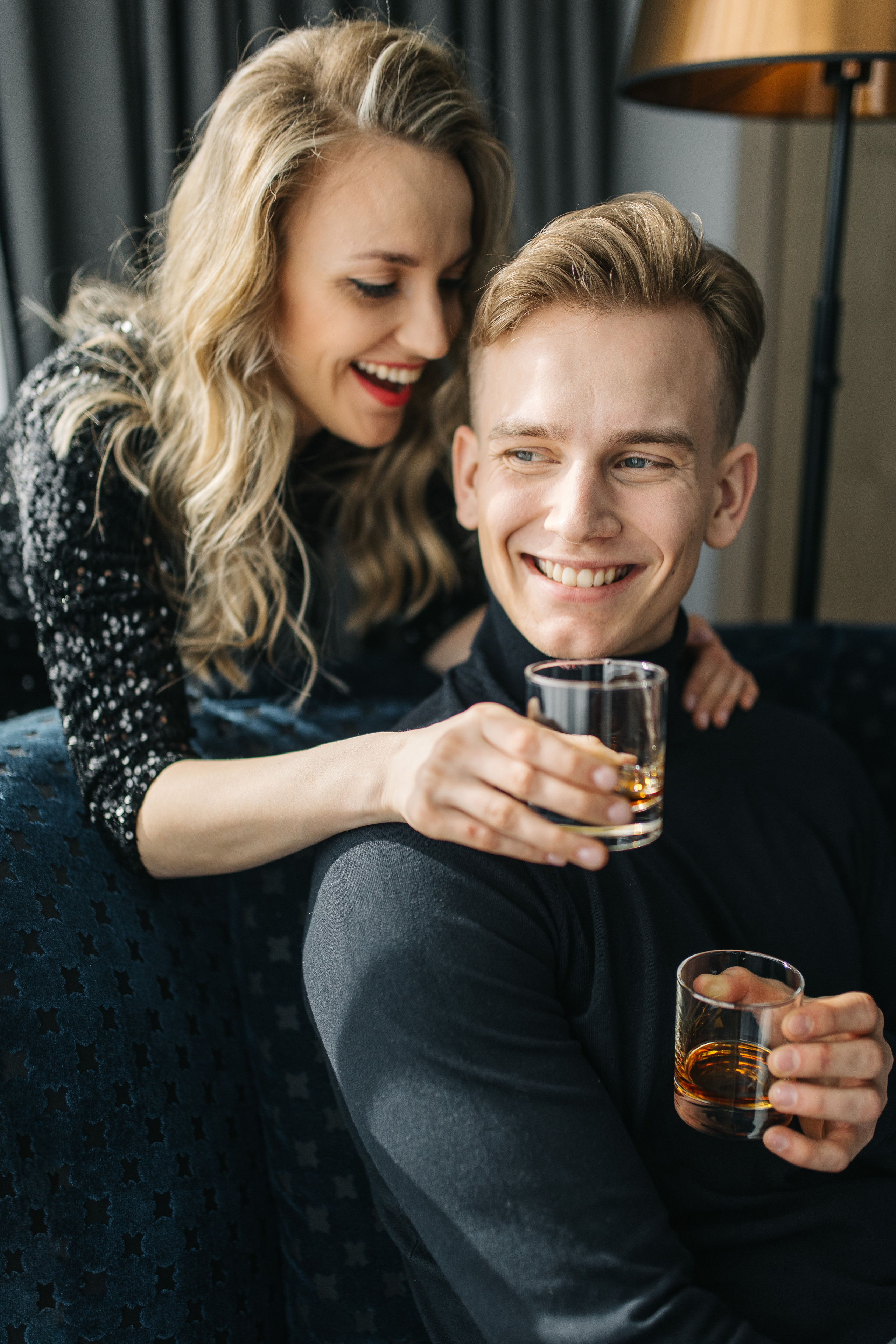 The story of a couple. Valokuvaaja Lahti, Helsinki Elena Salonen