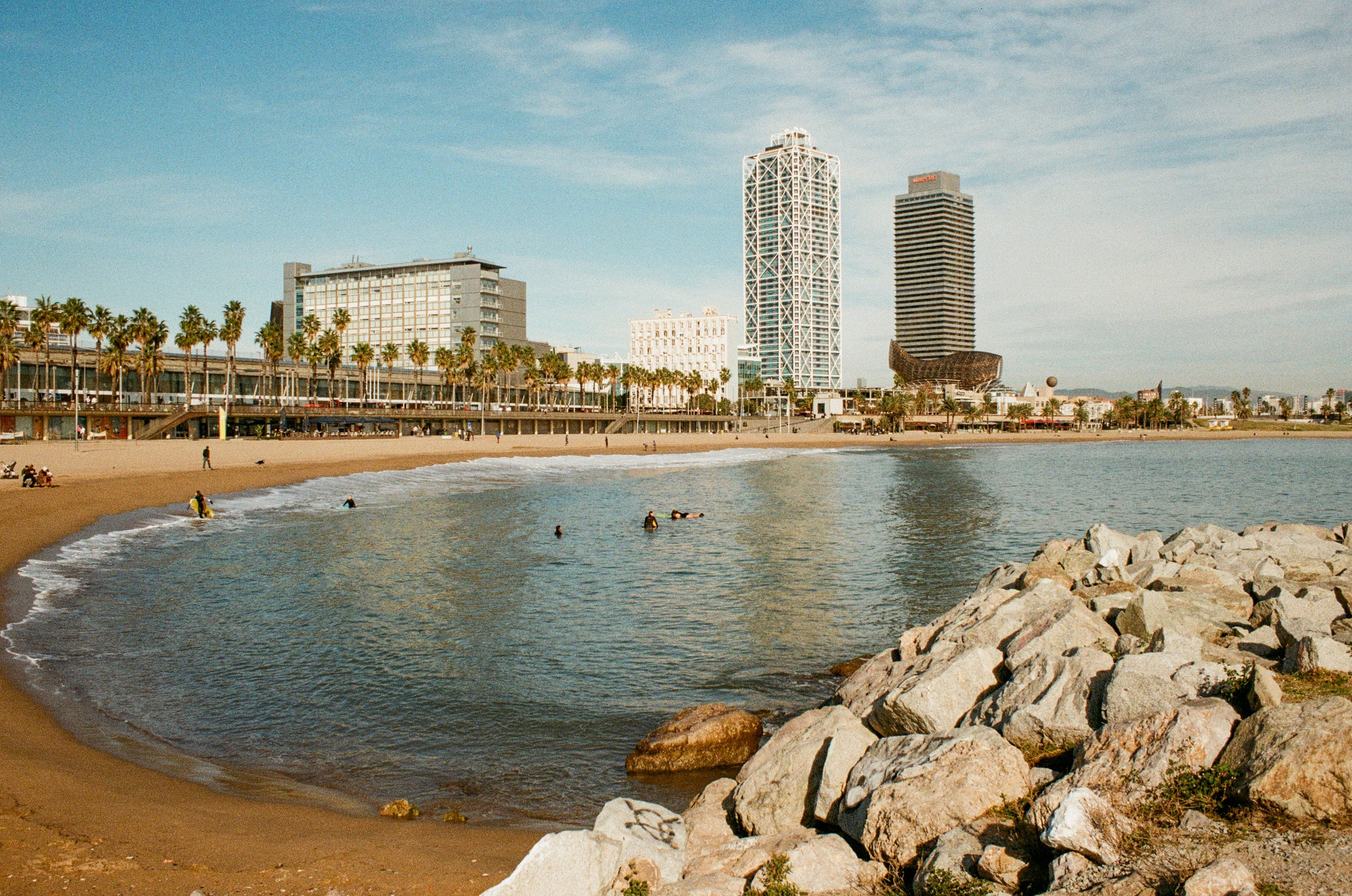 Barcelona — Light, Rhythm and Architecture. Wedding Stories — Professional Wedding Photography & Videography in Germany, Italy, Spain & all across Europe