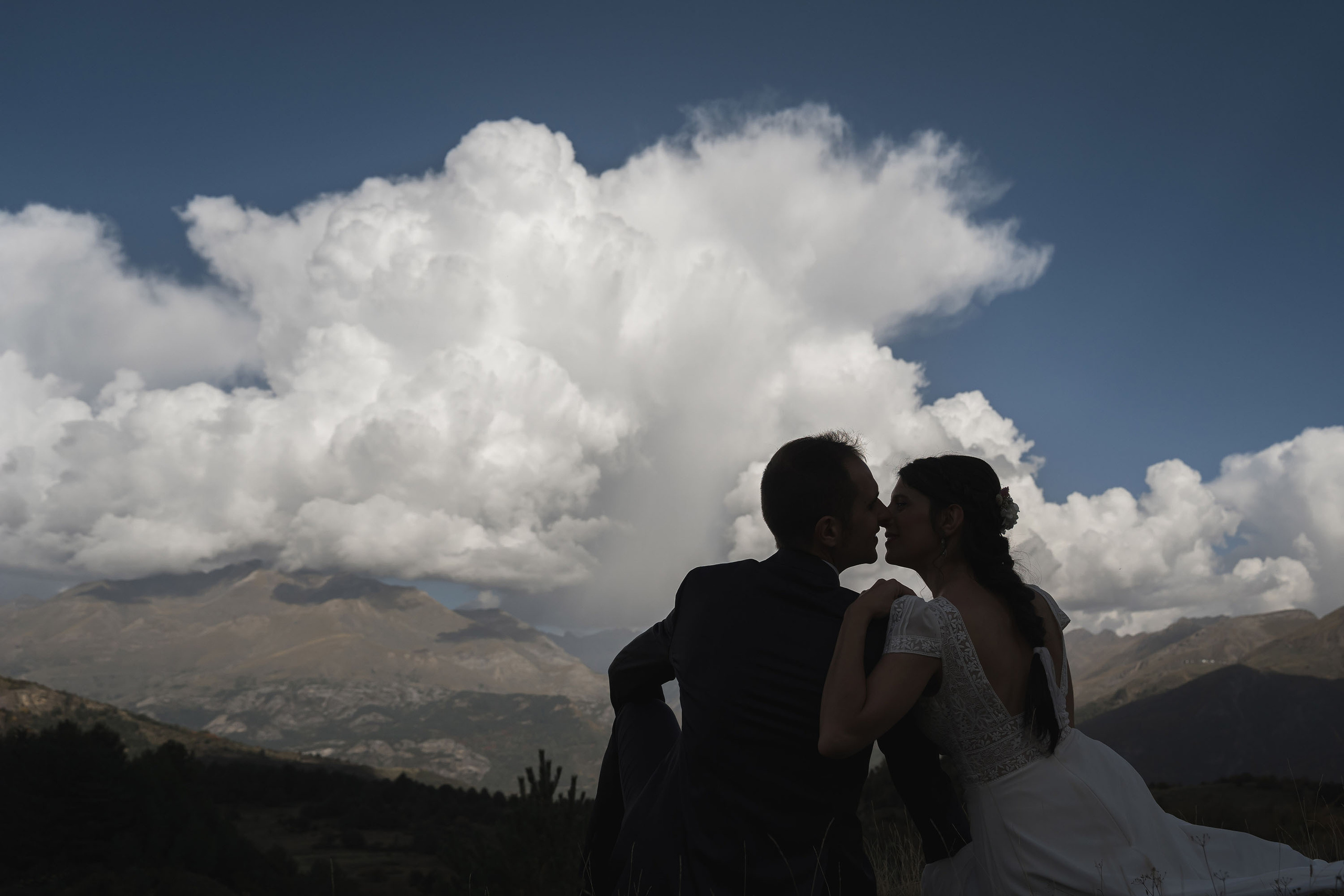 Postboda en Ibón de Piedrafita. PIXLOVE - Fotógrafos de bodas Huesca Pirineos Zaragoza